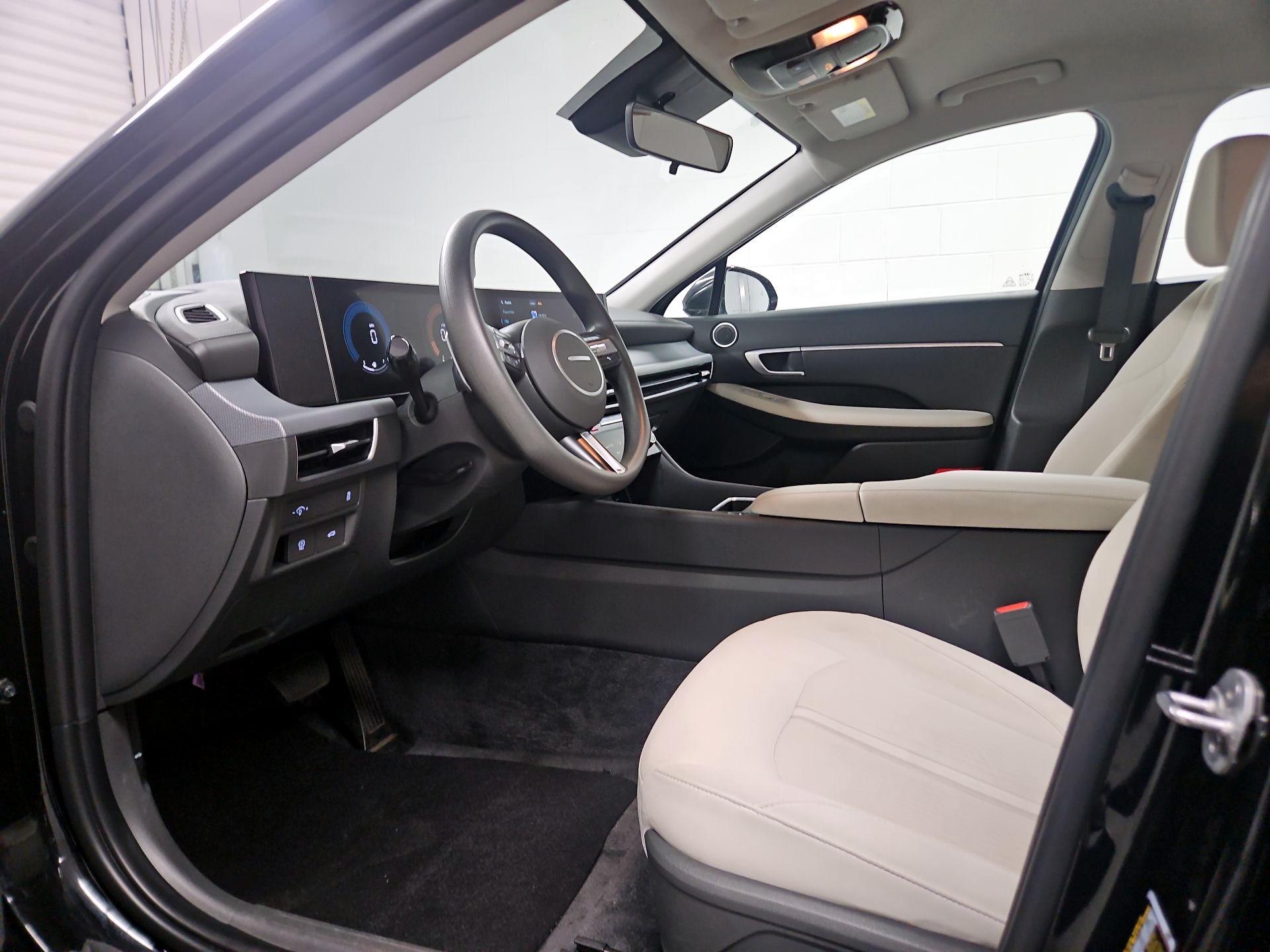 Thumbnail: 2025 Hyundai Sonata - 11