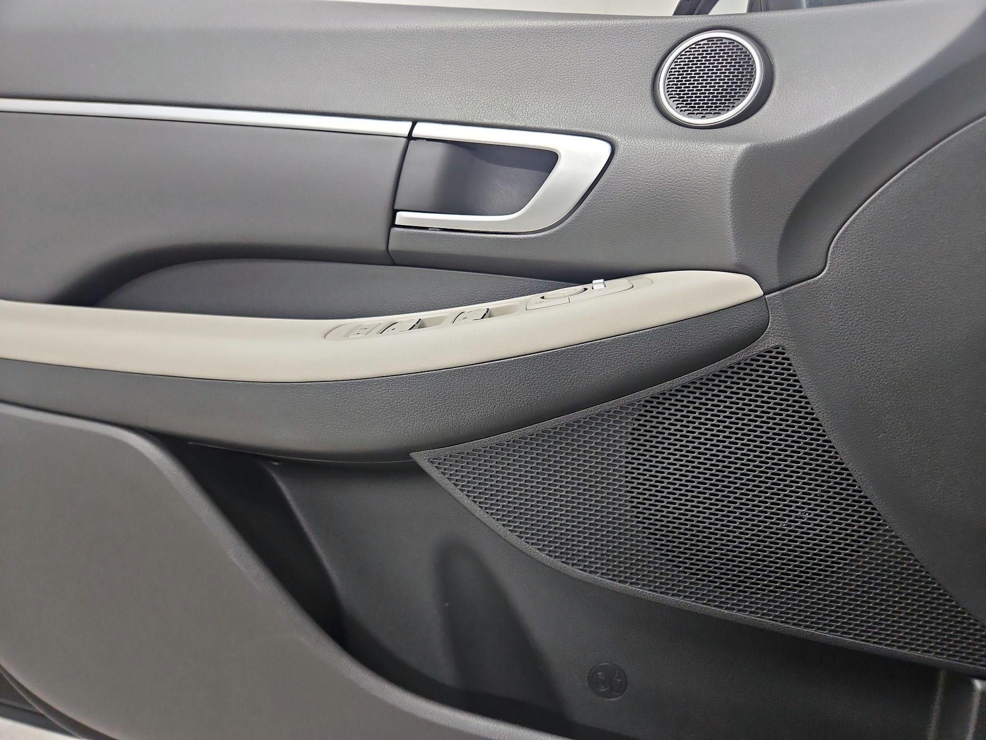 Thumbnail: 2025 Hyundai Sonata - 12