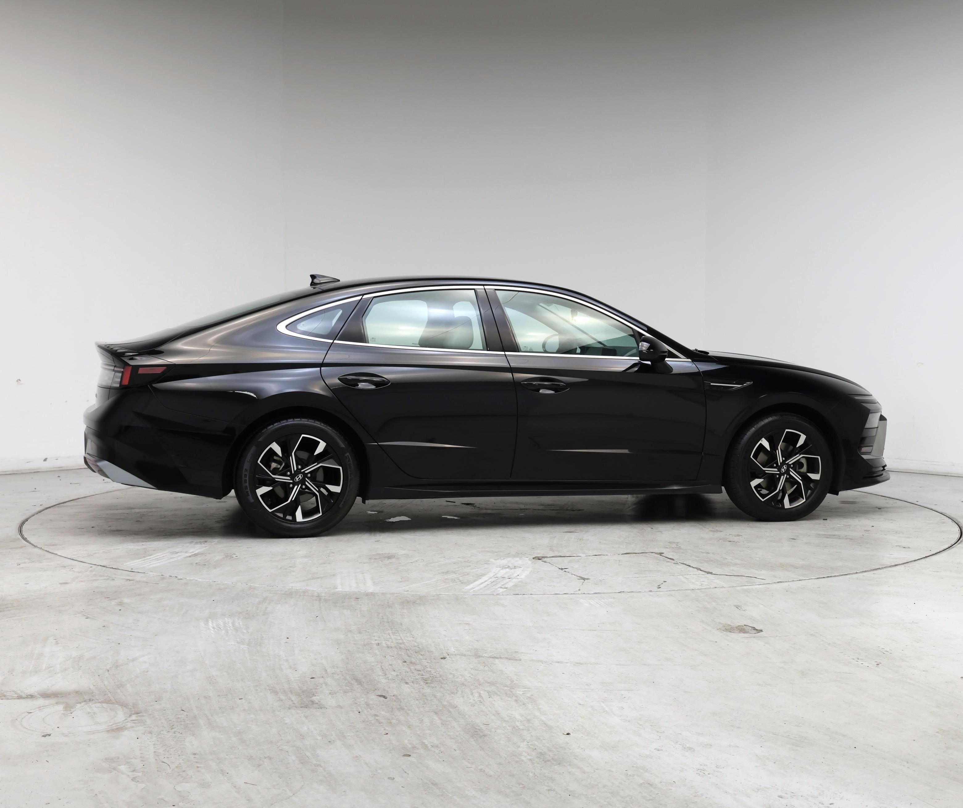 Thumbnail: 2025 Hyundai Sonata - 7