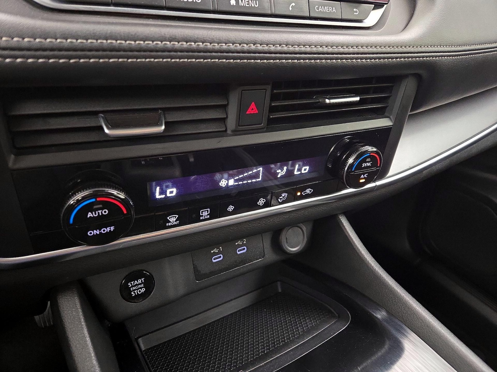 2024 Nissan Rogue SV - Photo 17