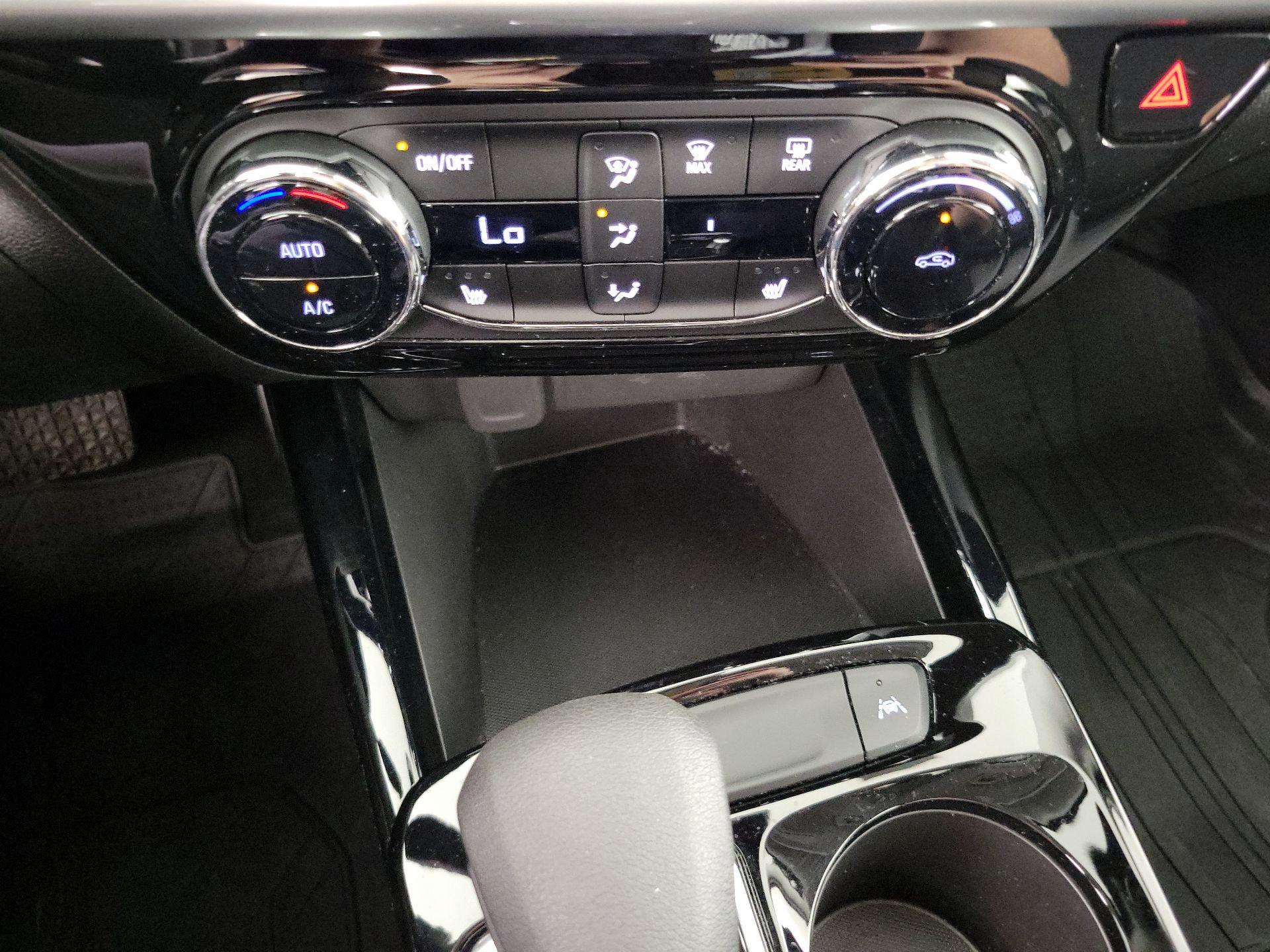 Thumbnail: 2025 Chevrolet Trax - 14