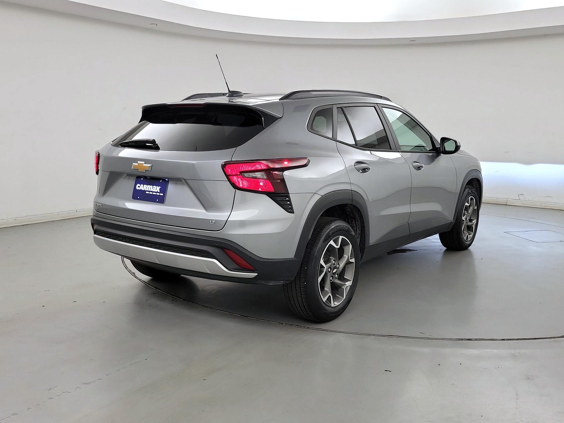 Thumbnail: 2025 Chevrolet Trax - 5
