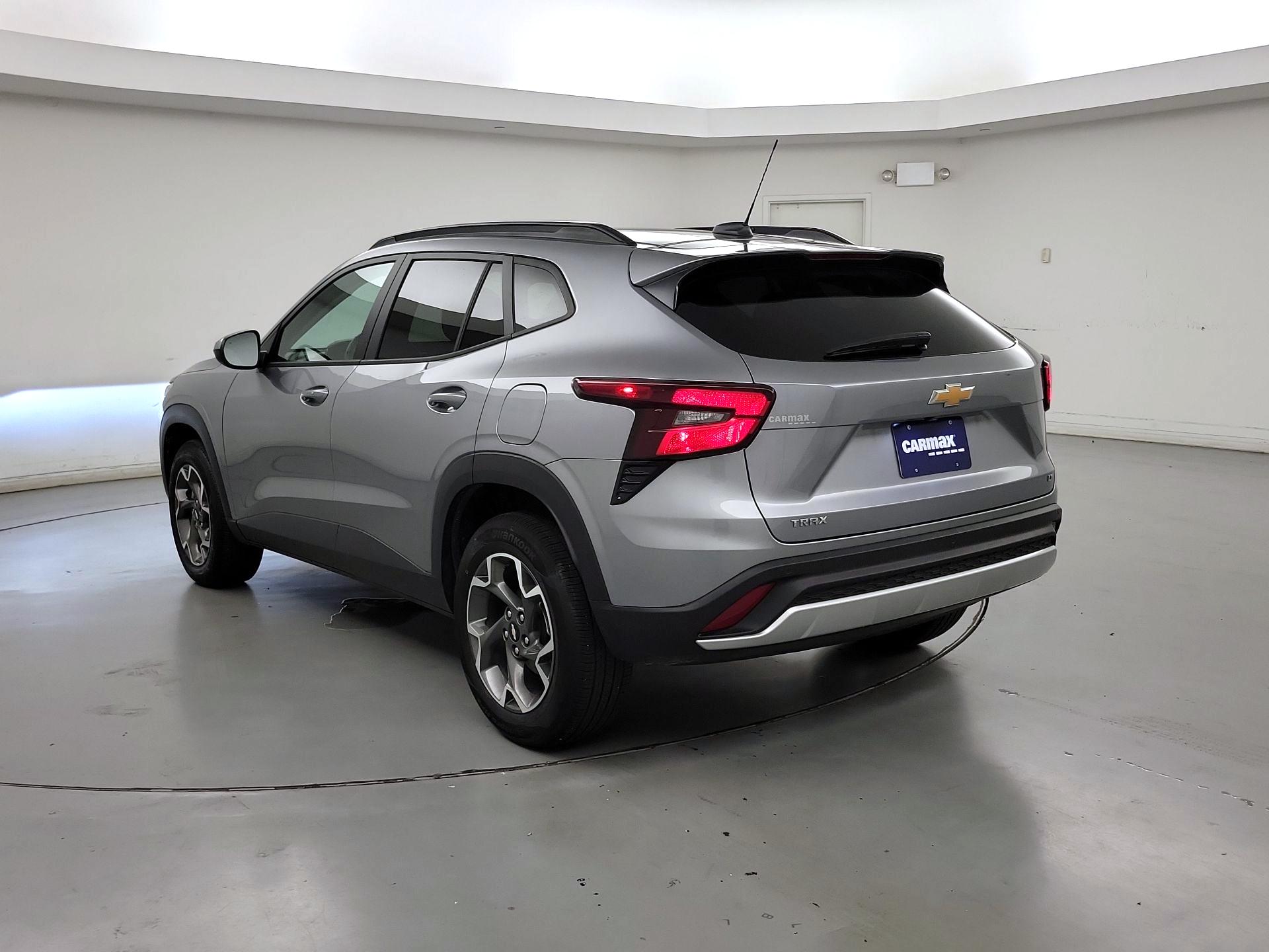 Thumbnail: 2025 Chevrolet Trax - 7