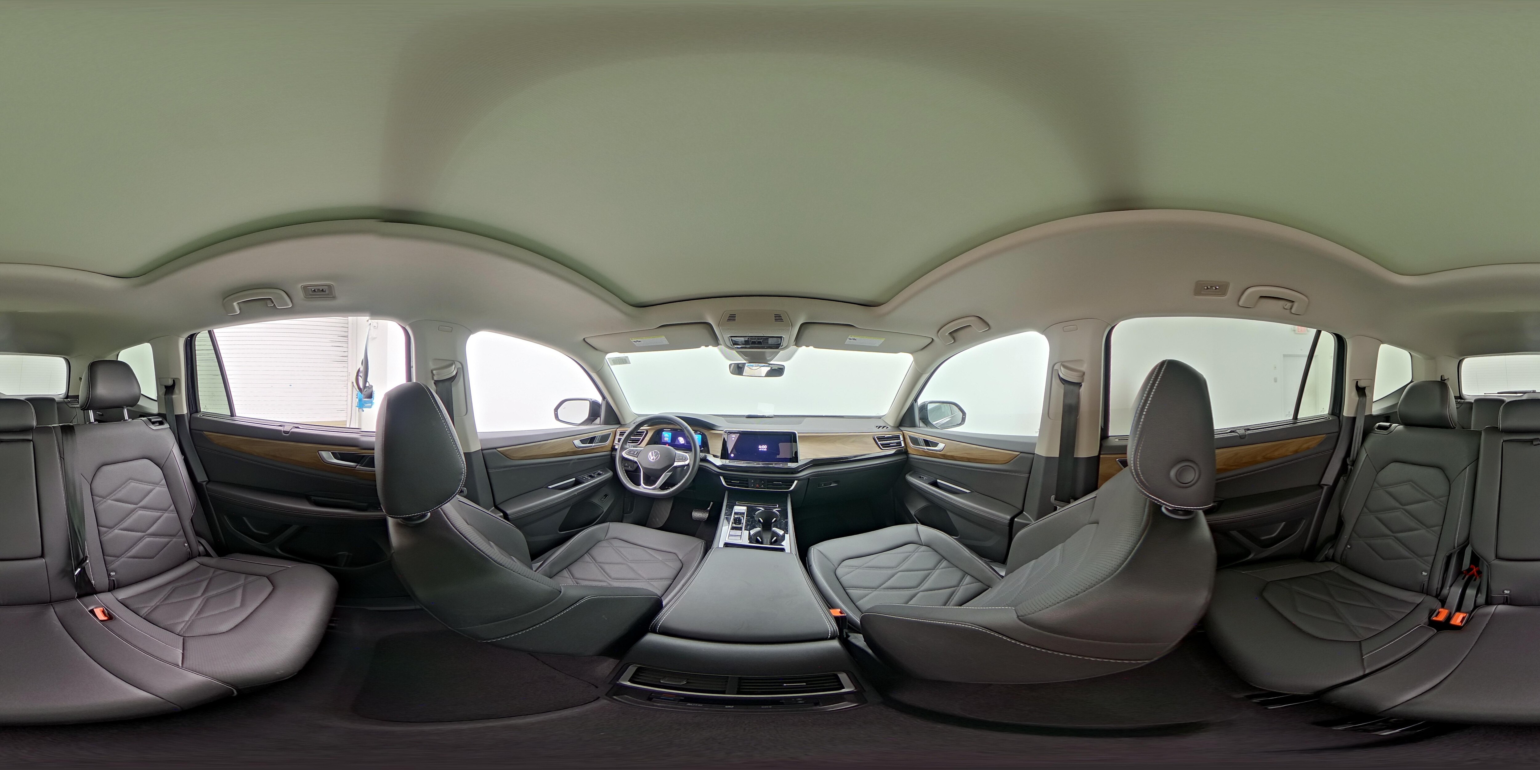 2025 Volkswagen Atlas SE w/Tech - Photo 26