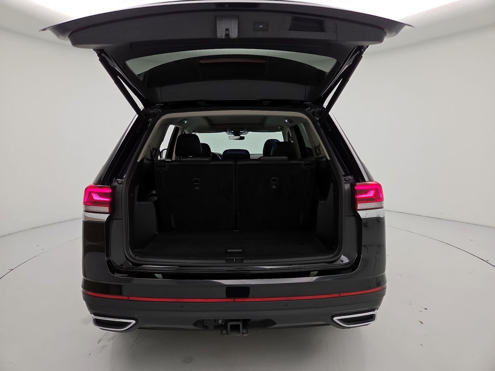 2025 Volkswagen Atlas SE w/Tech - Photo 22
