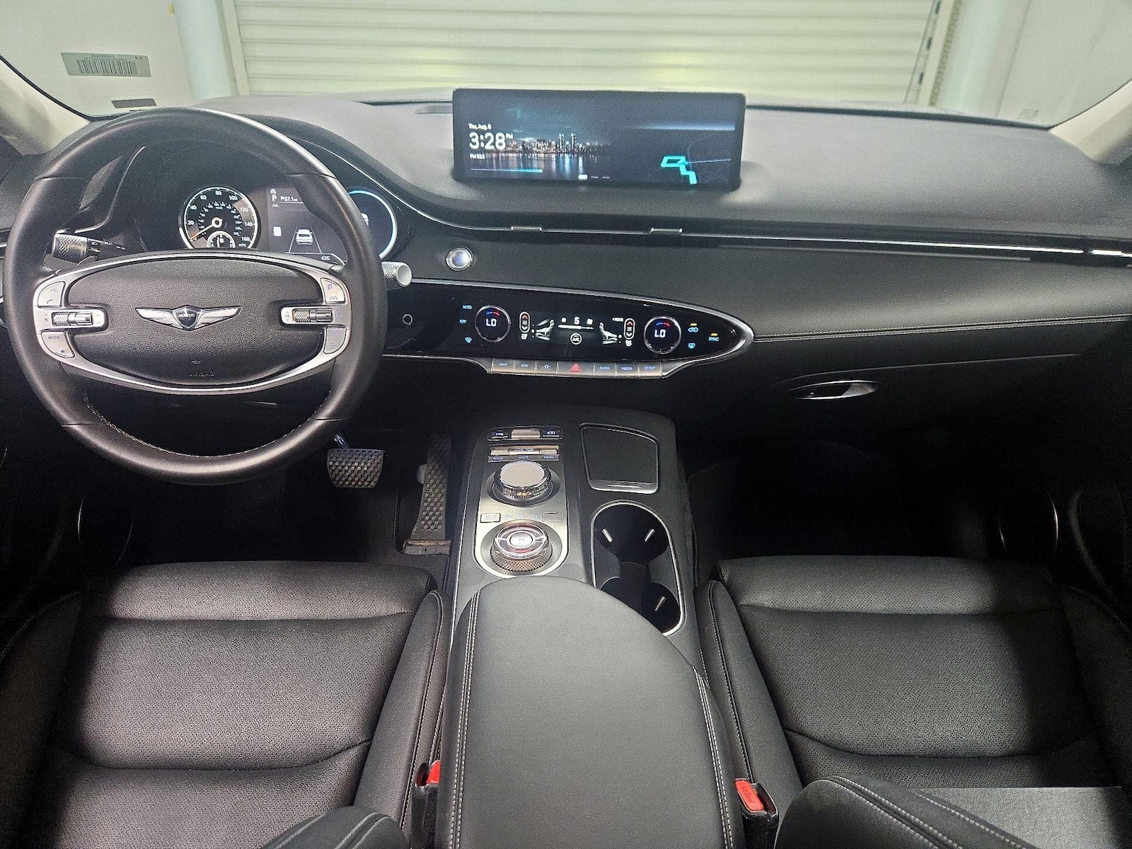 2025 GENESIS GV70 Standard - Photo 10