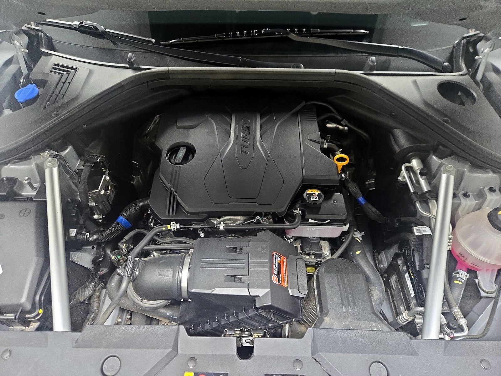 2025 GENESIS GV70 Standard - Photo 23