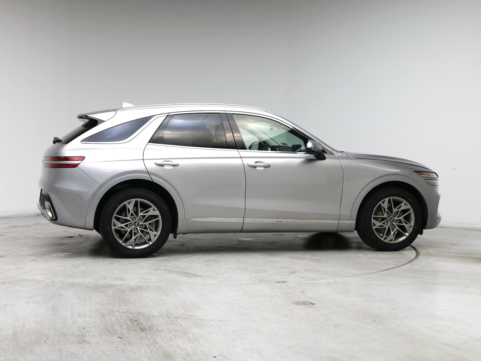 2025 GENESIS GV70 Standard - Photo 8