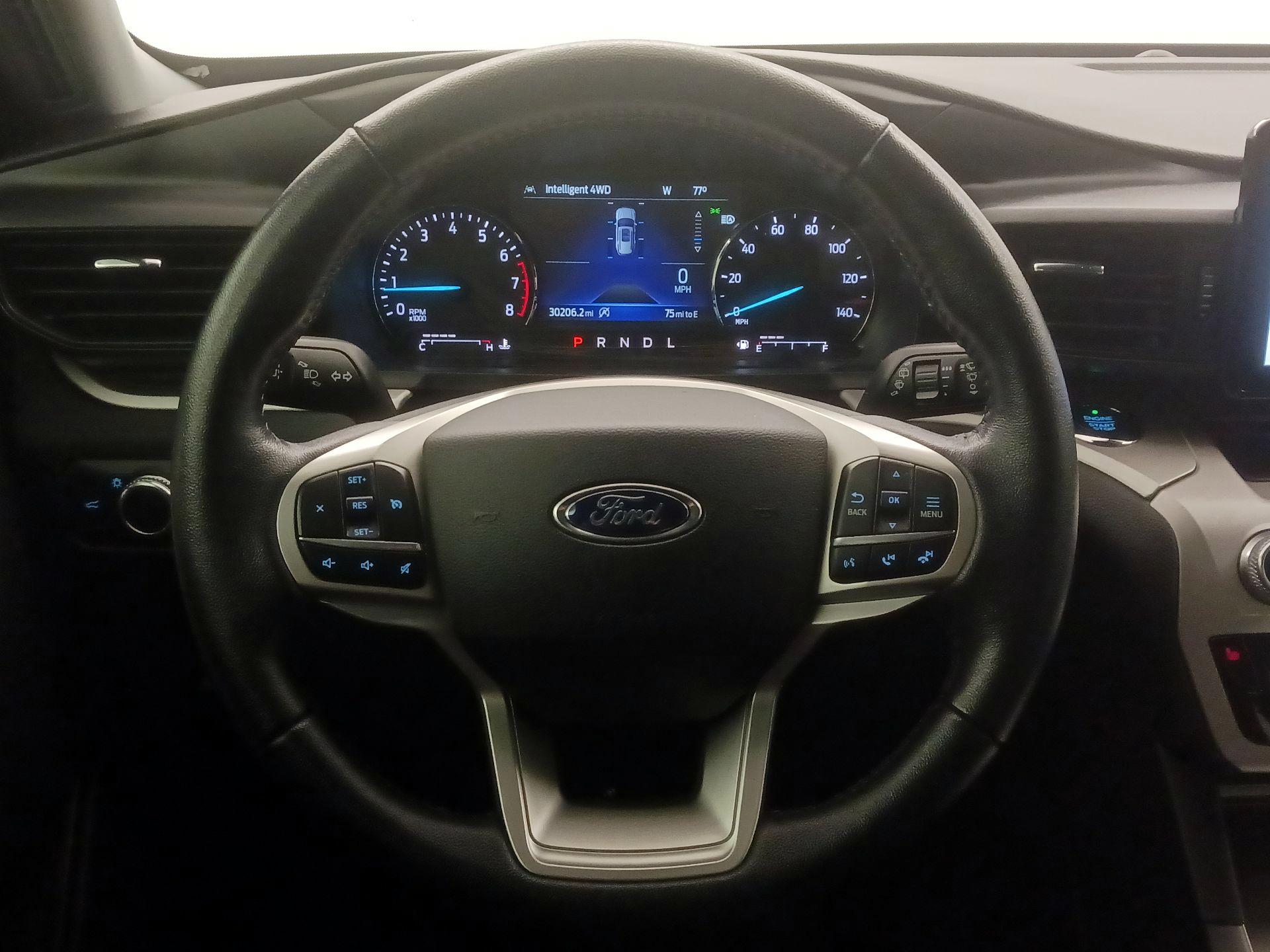 Thumbnail: 2021 Ford Explorer - 10