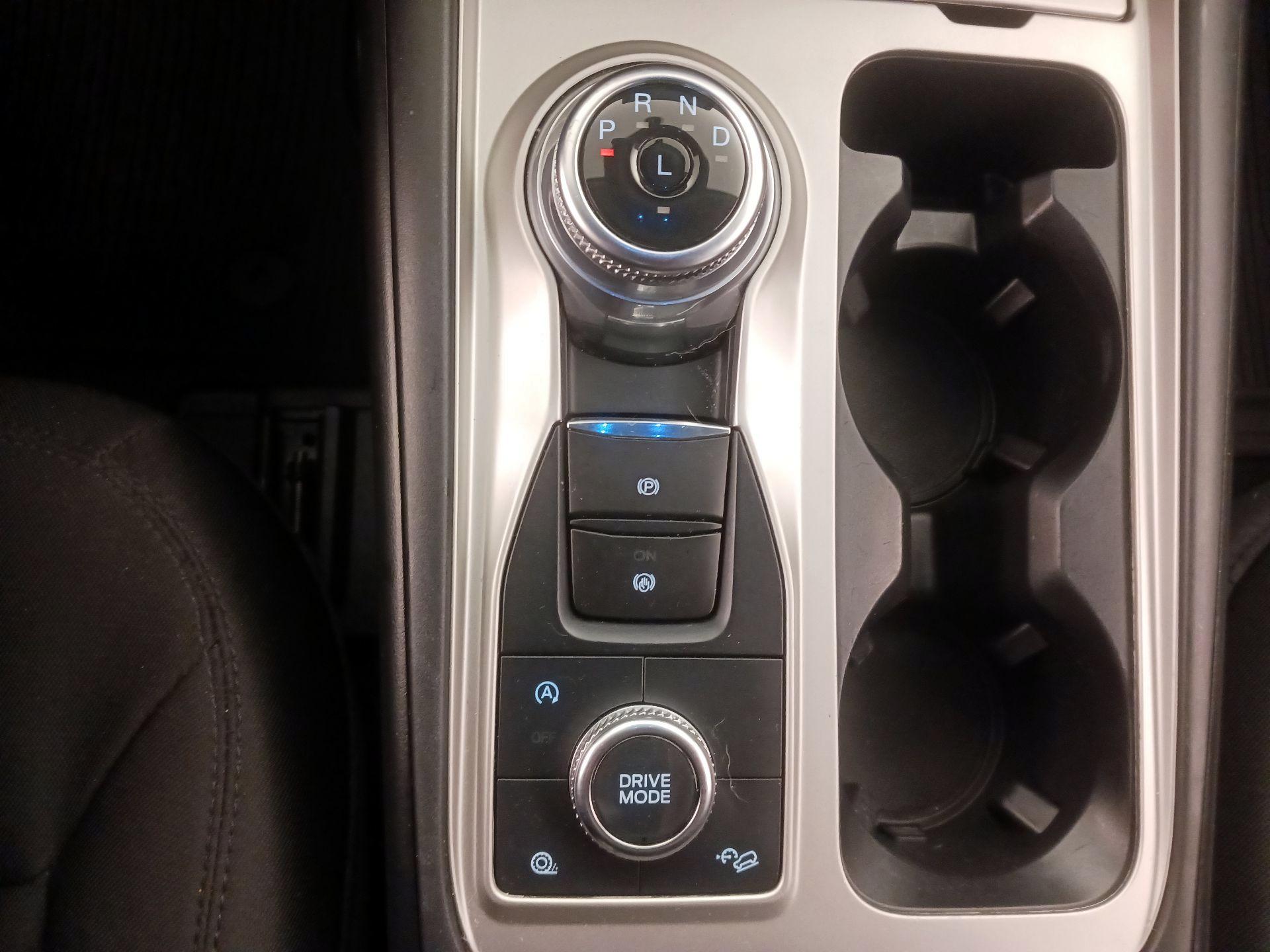 Thumbnail: 2021 Ford Explorer - 17