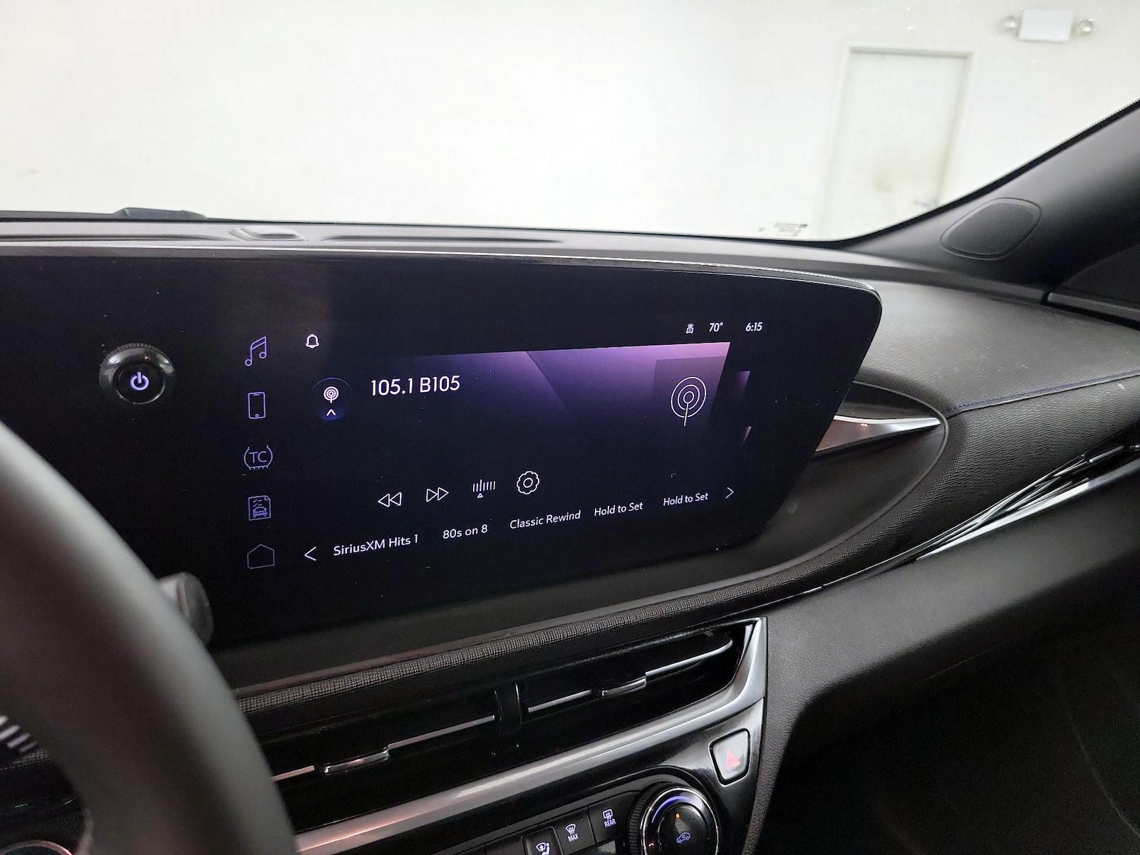 2024 Buick Envista Sport Touring - Photo 14