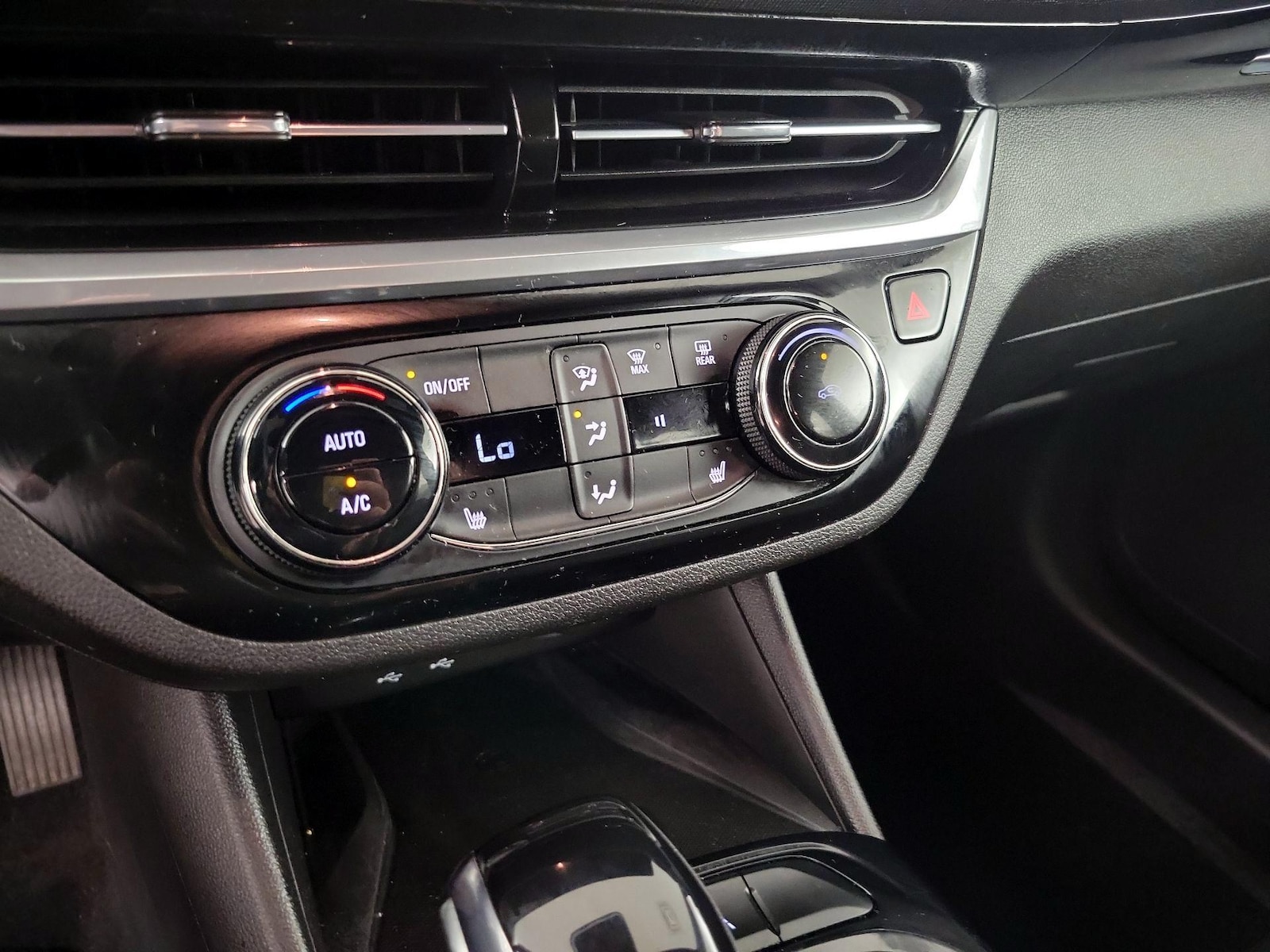 2024 Buick Envista Sport Touring - Photo 15