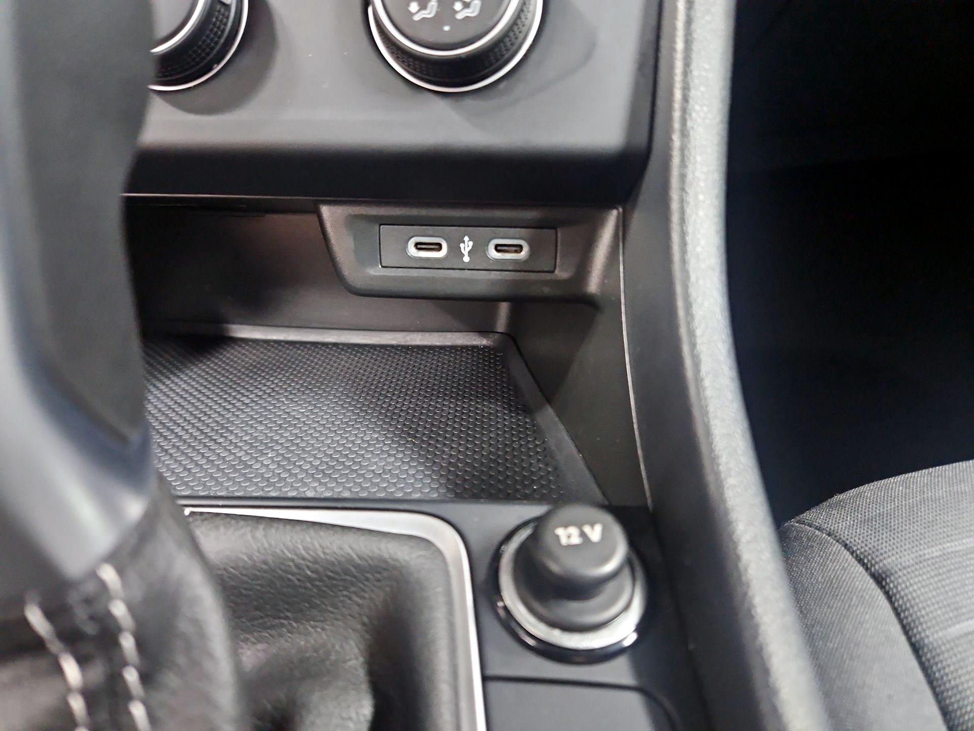 Thumbnail: 2024 Volkswagen Jetta - 18