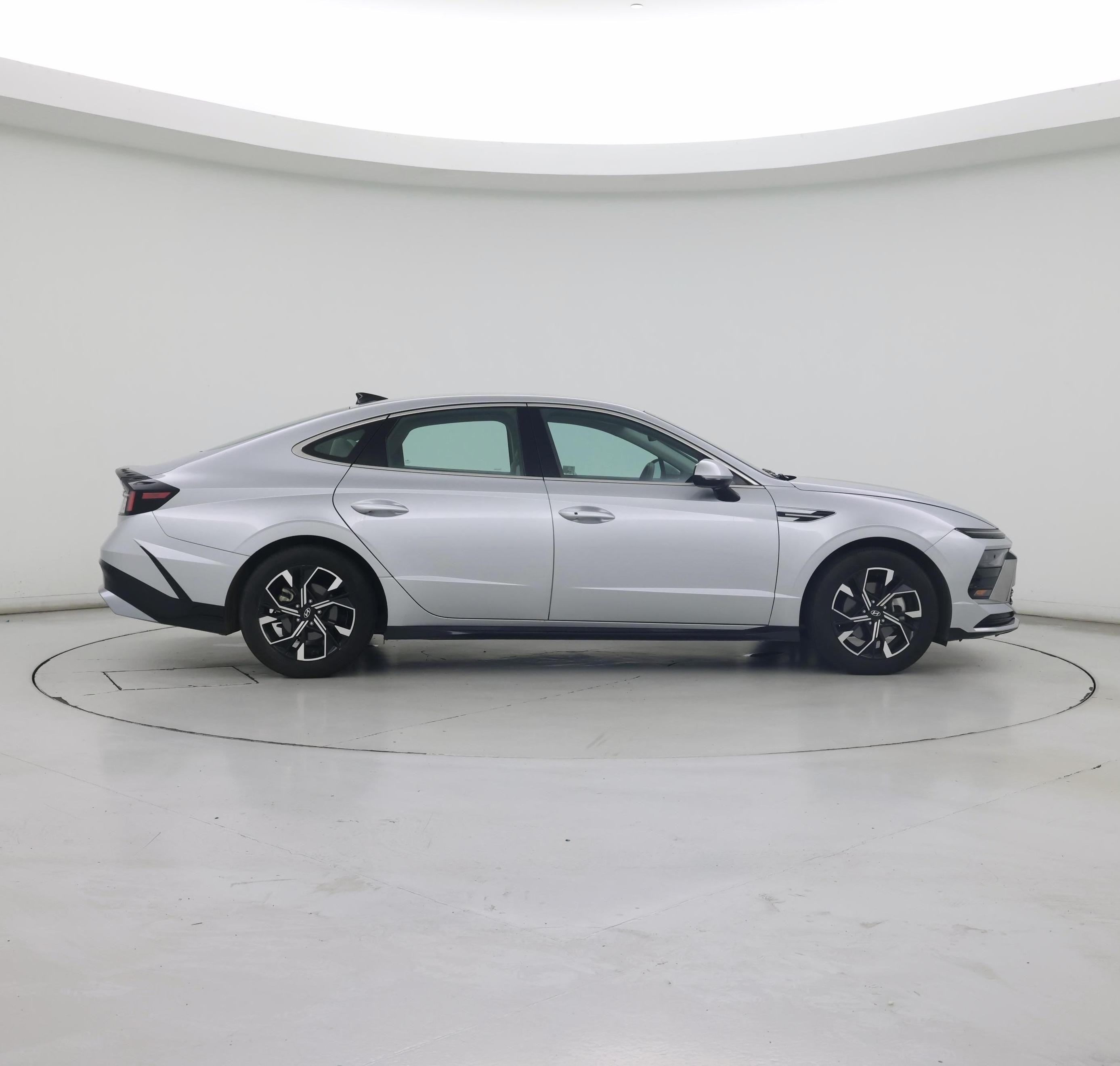 Thumbnail: 2024 Hyundai Sonata - 7