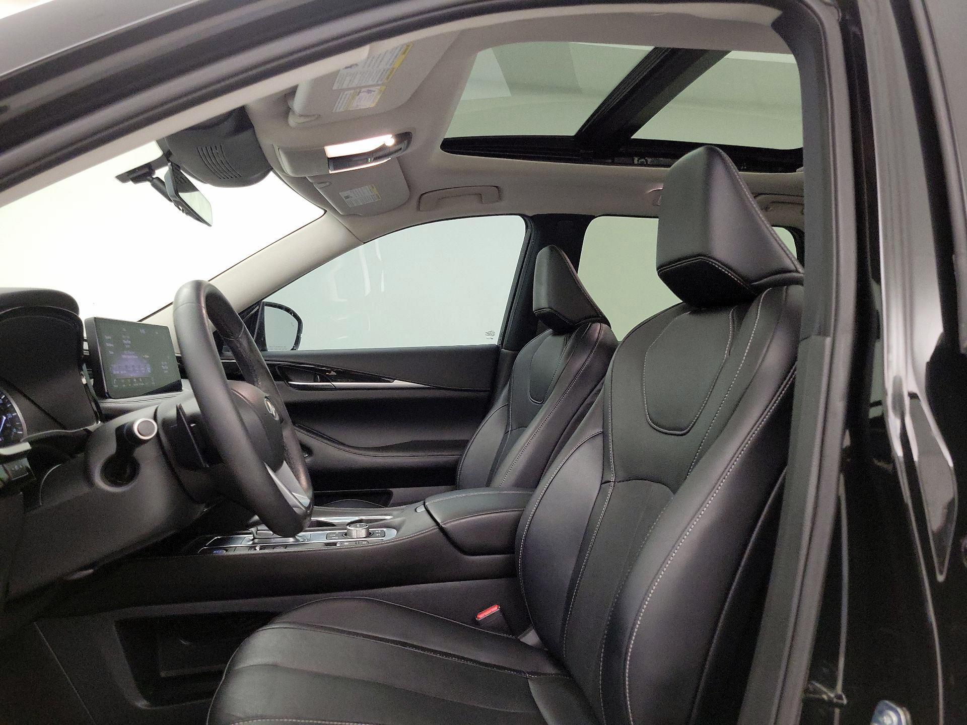 Thumbnail: 2024 INFINITI QX60 - 18