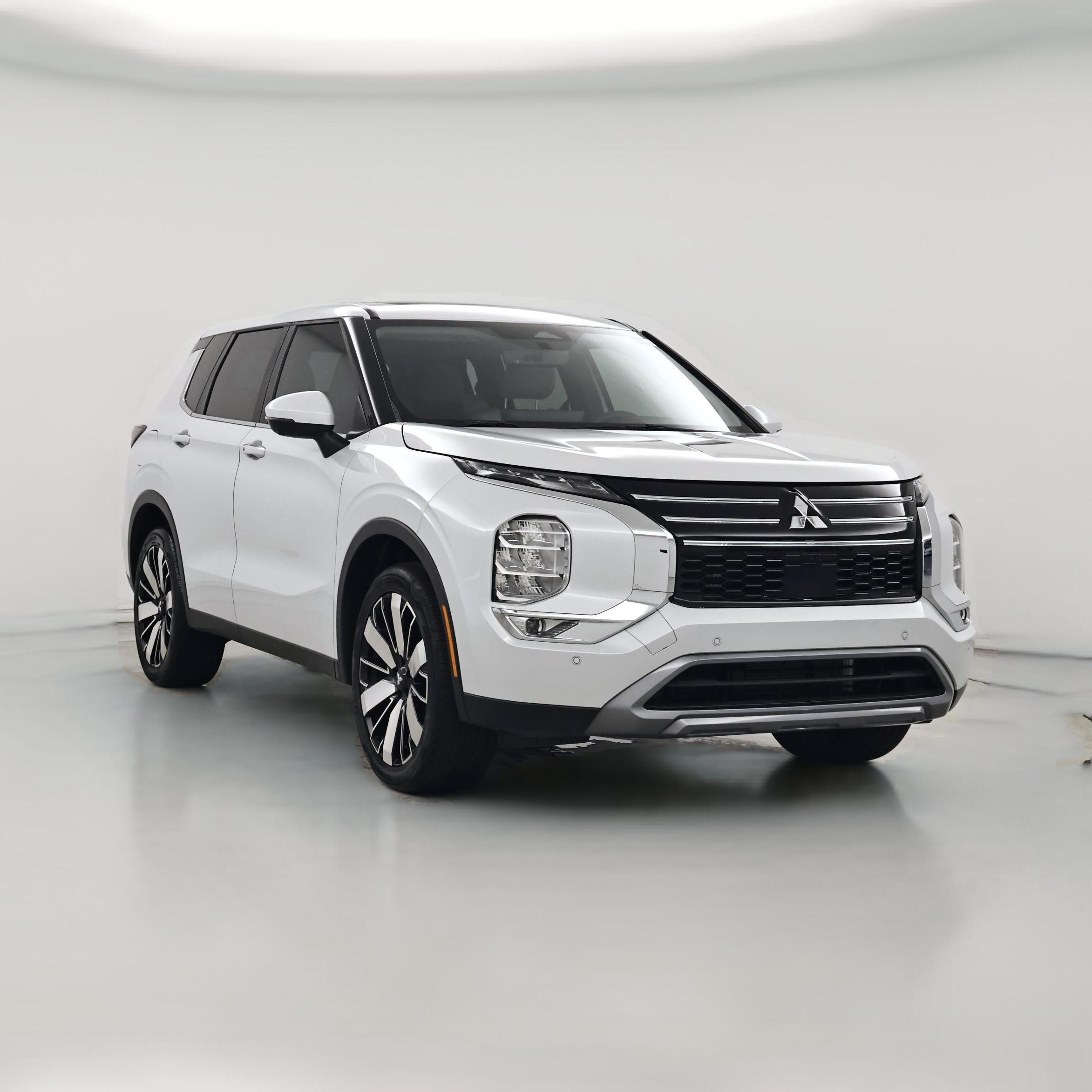 Thumbnail: 2025 Mitsubishi Outlander - 1