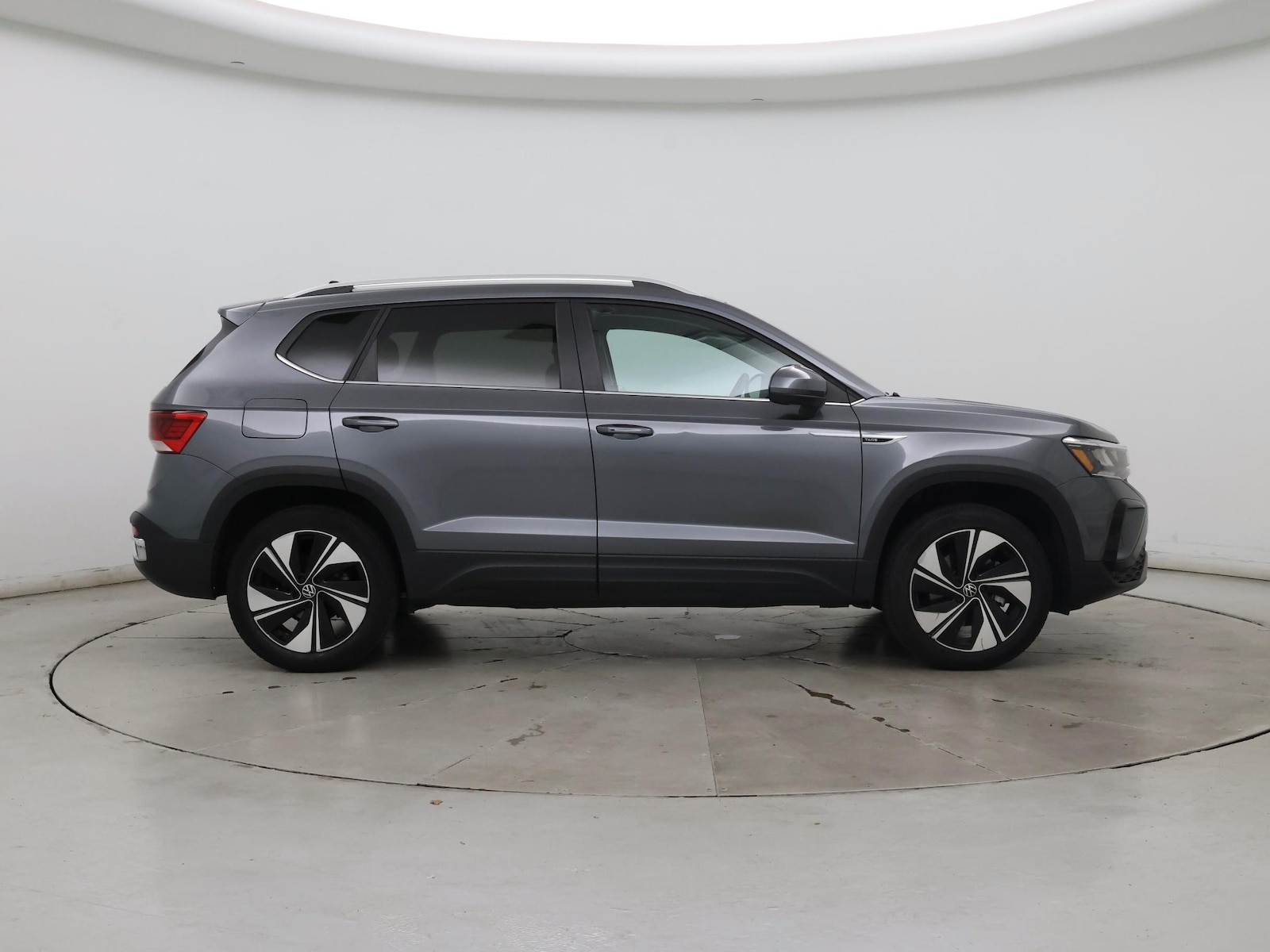 2024 Volkswagen Taos SE - Photo 8