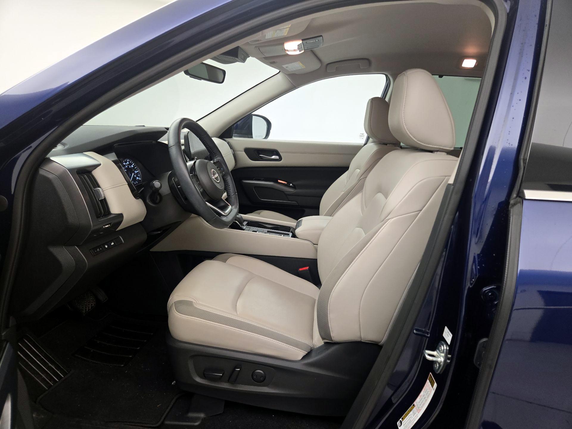 Thumbnail: 2024 Nissan Pathfinder - 11