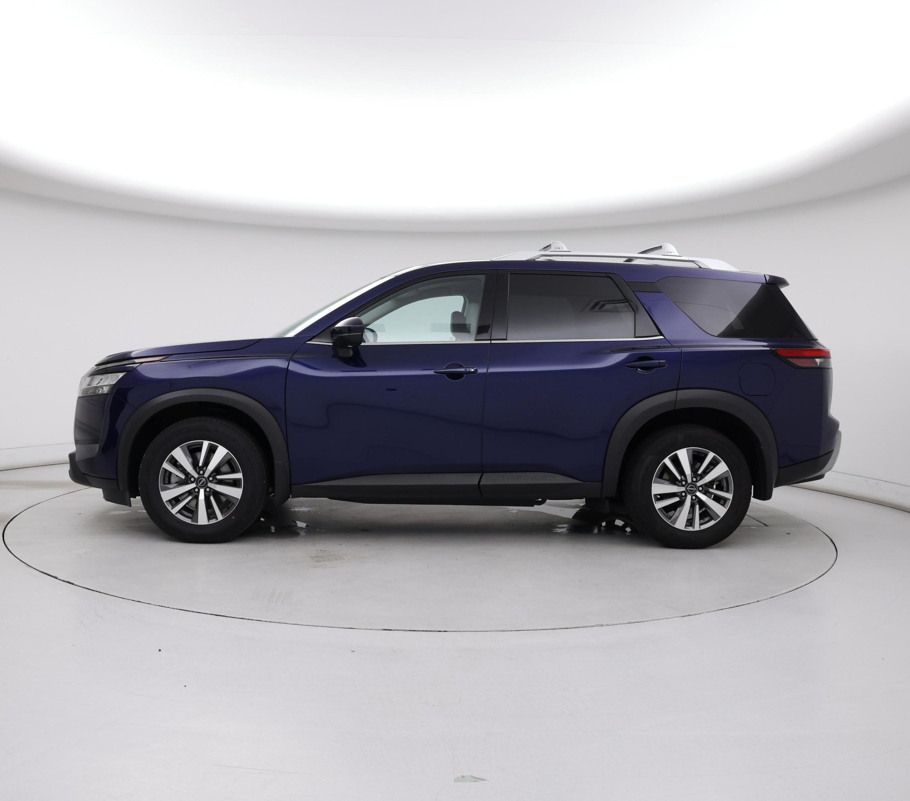 Thumbnail: 2024 Nissan Pathfinder - 3