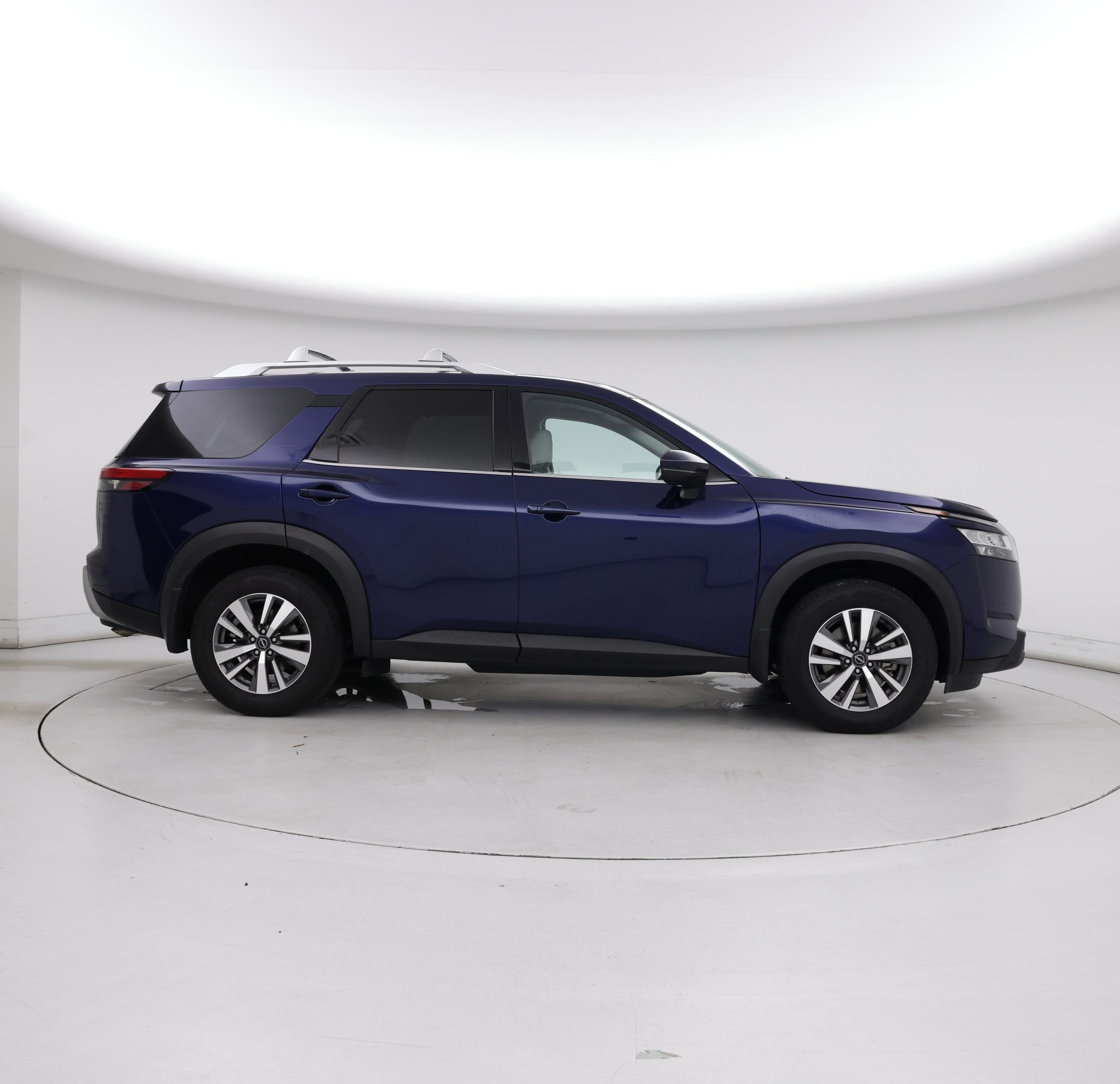 Thumbnail: 2024 Nissan Pathfinder - 7