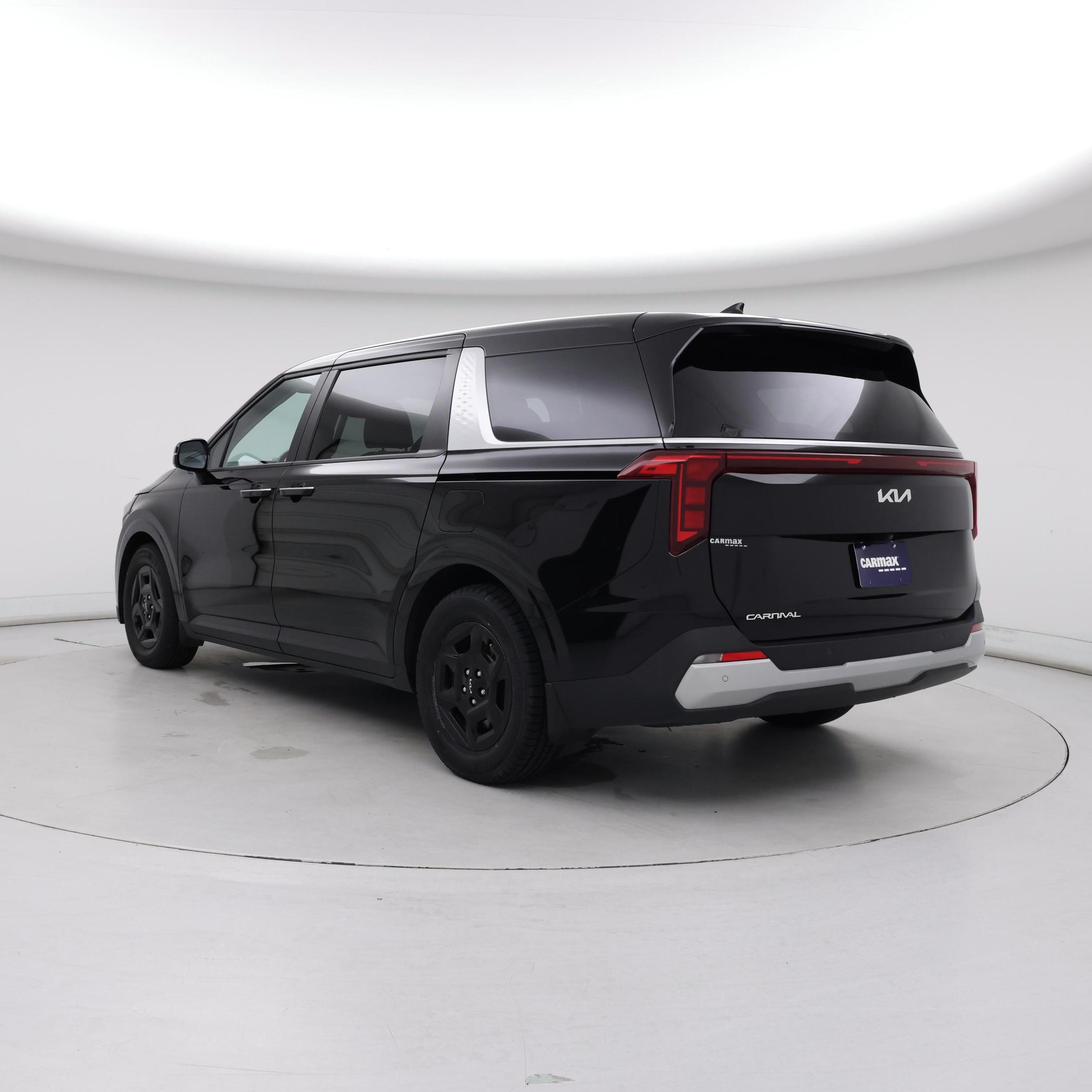 Thumbnail: 2025 Kia Carnival - 2