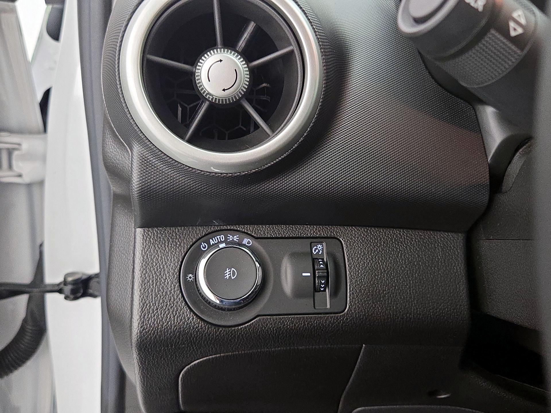 Thumbnail: 2020 Chevrolet Sonic - 13