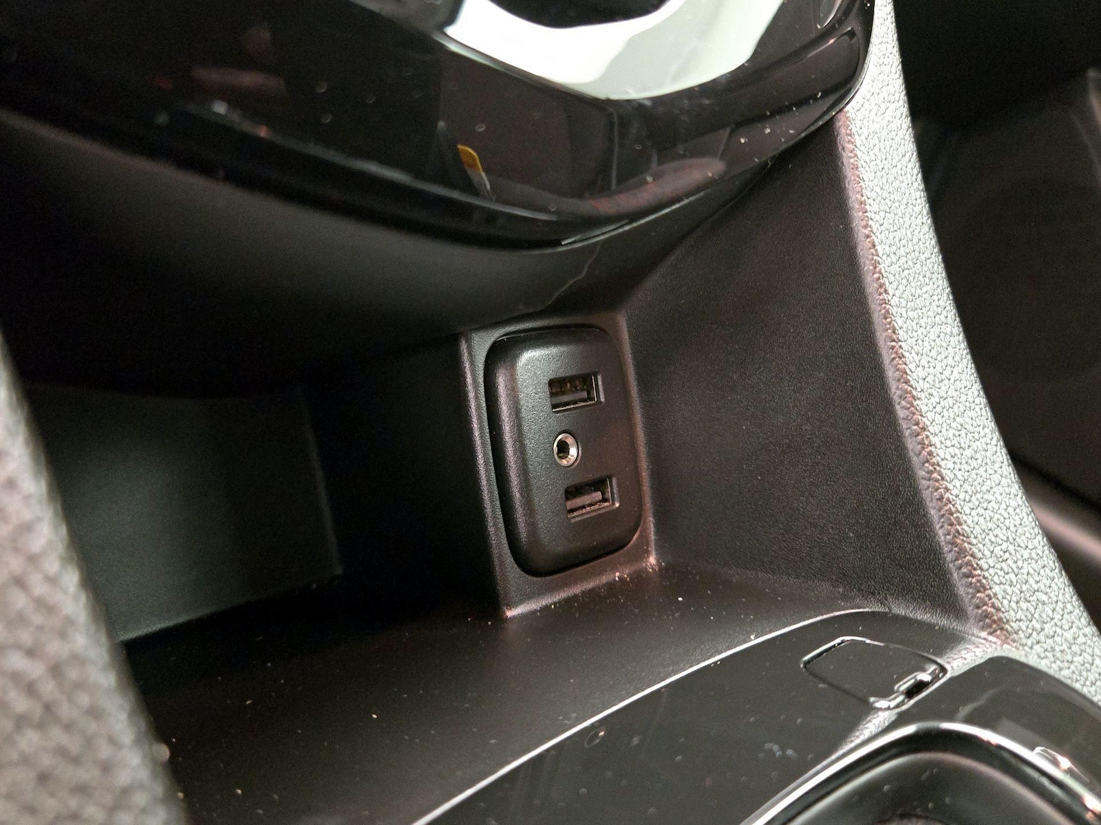 2020 Chevrolet Sonic LT - Photo 19