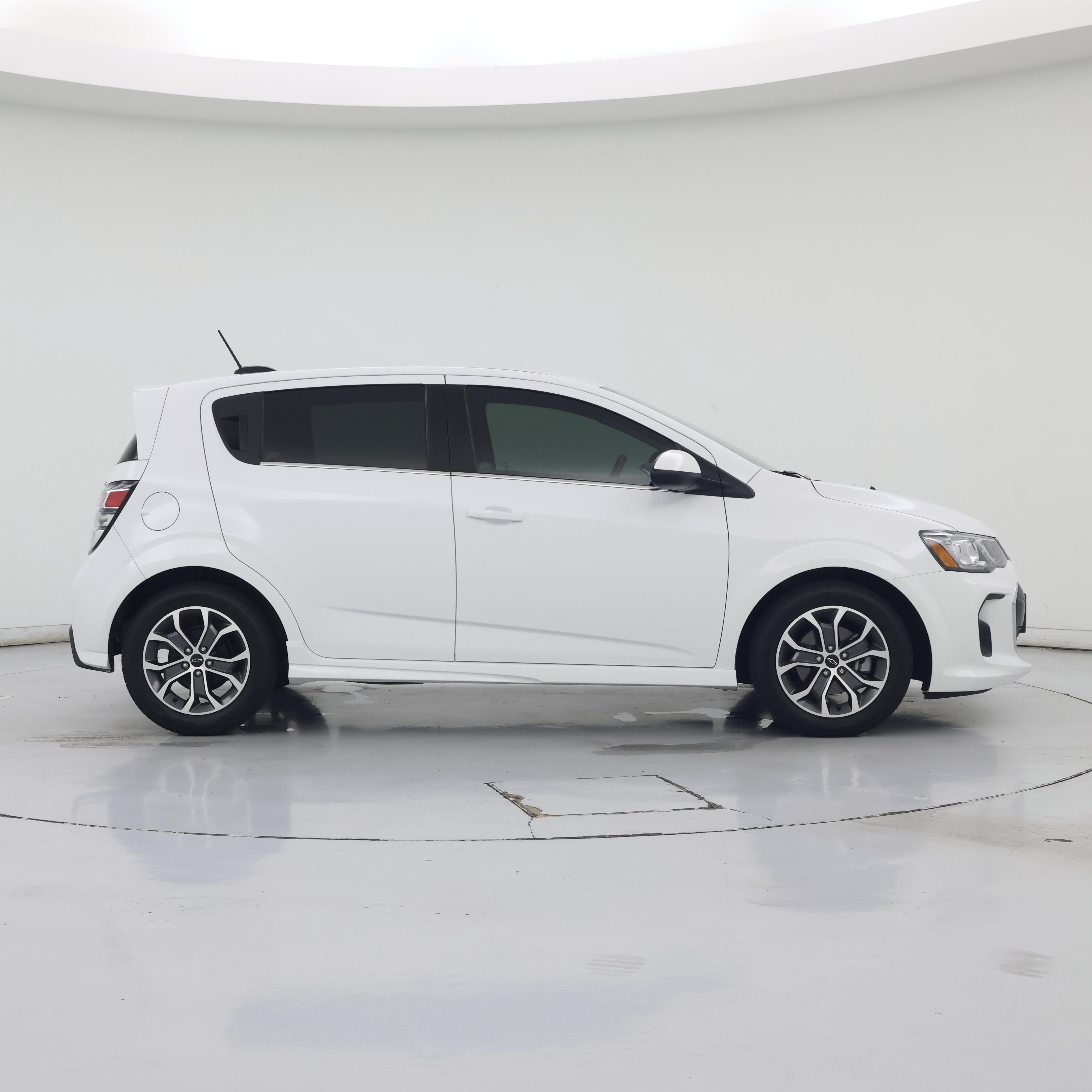 Thumbnail: 2020 Chevrolet Sonic - 7