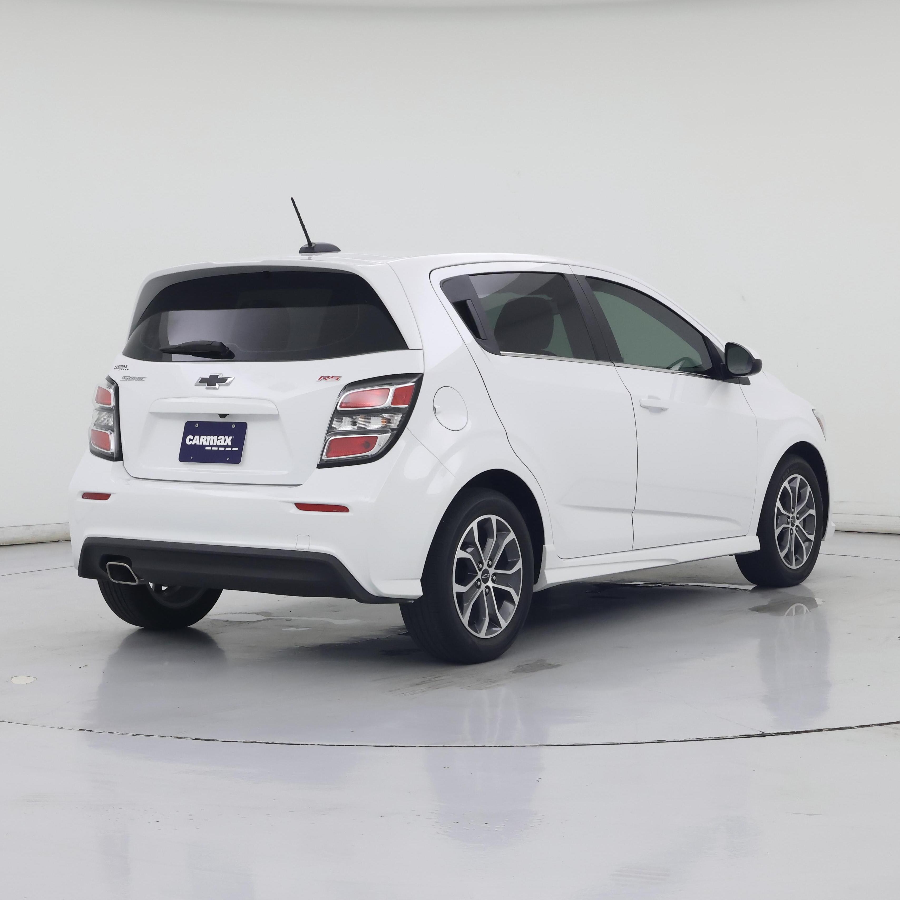 Thumbnail: 2020 Chevrolet Sonic - 8