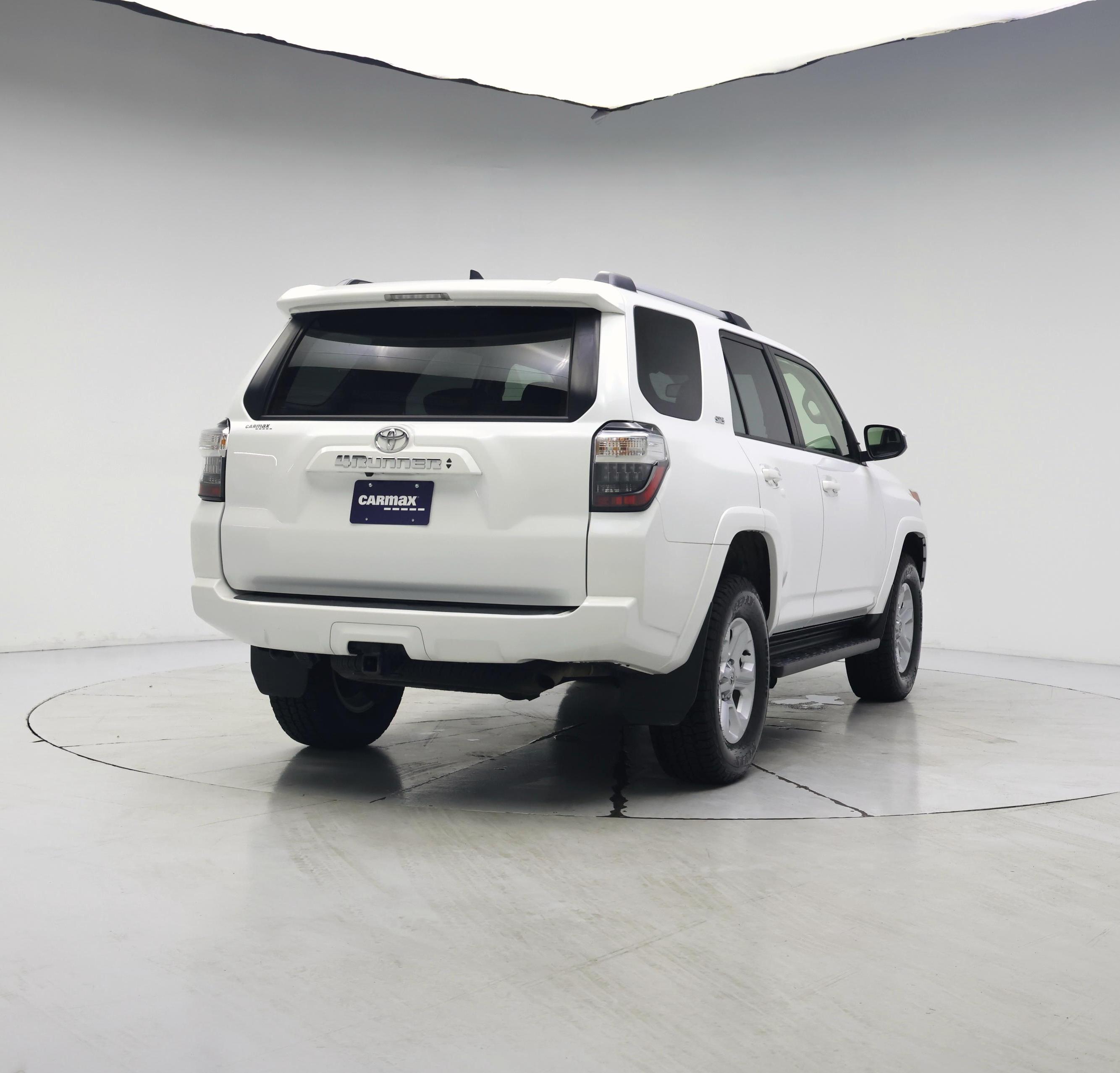 Thumbnail: 2024 Toyota 4Runner - 8