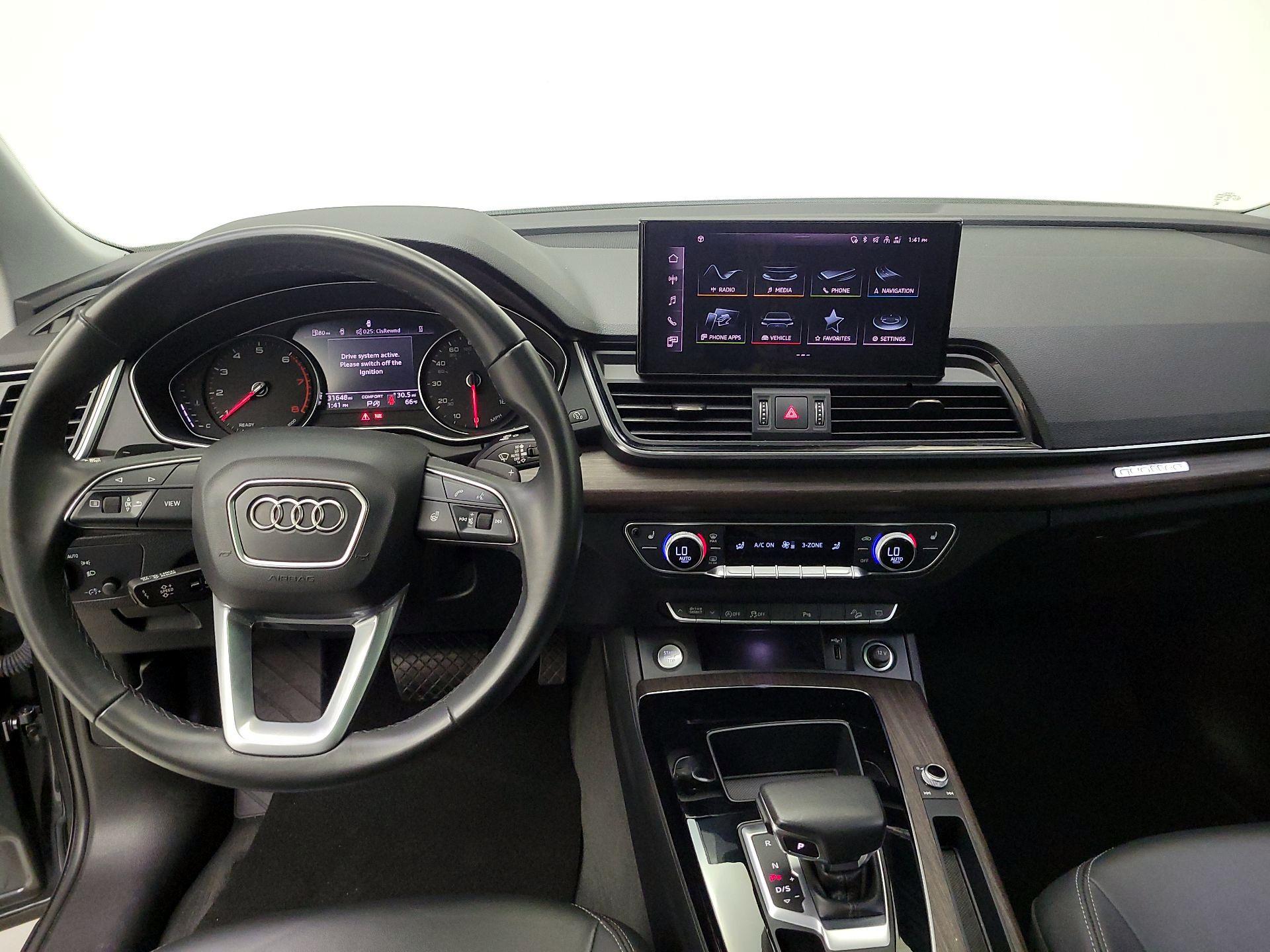 Thumbnail: 2023 Audi Q5 - 9