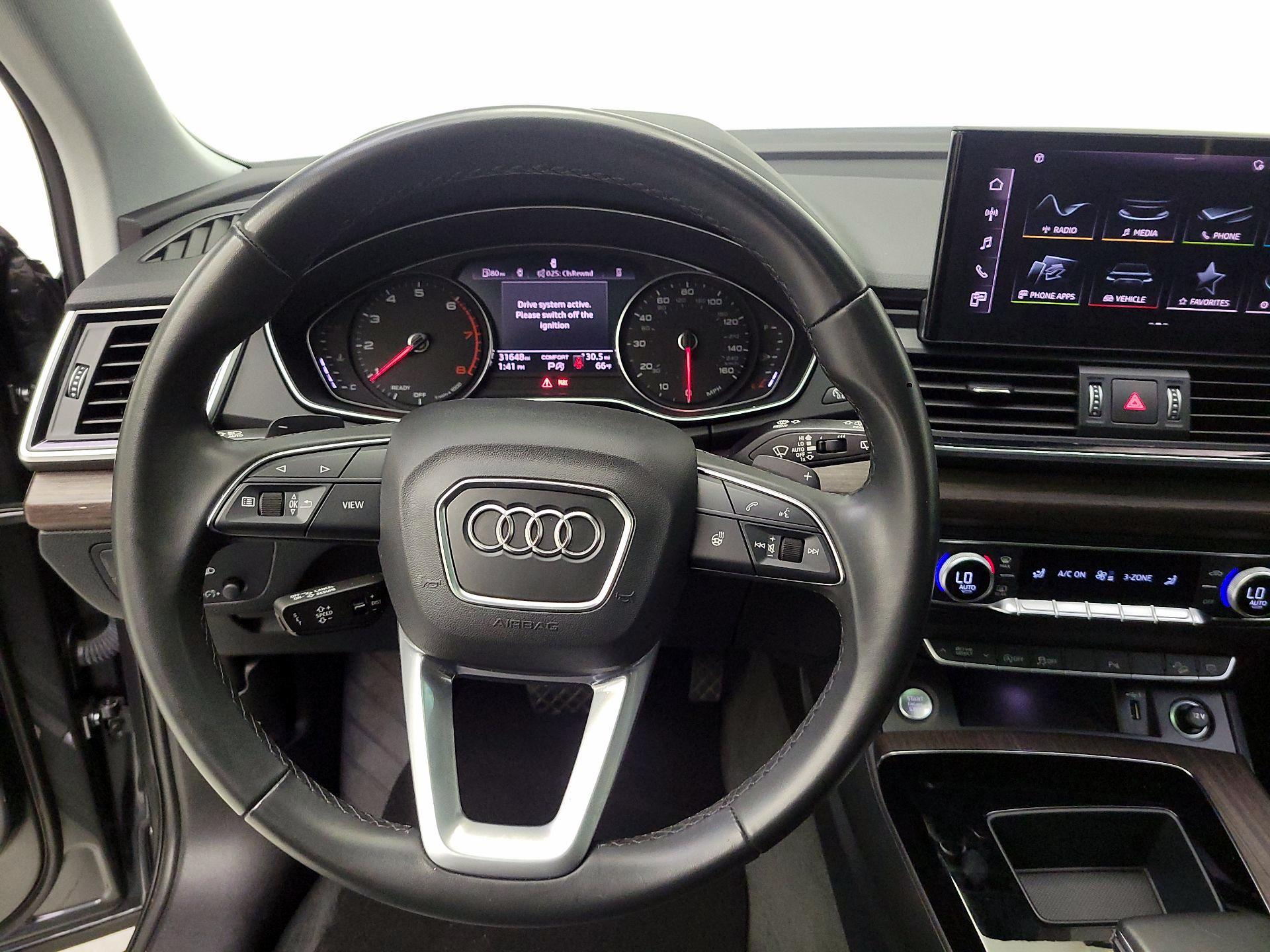 Thumbnail: 2023 Audi Q5 - 10