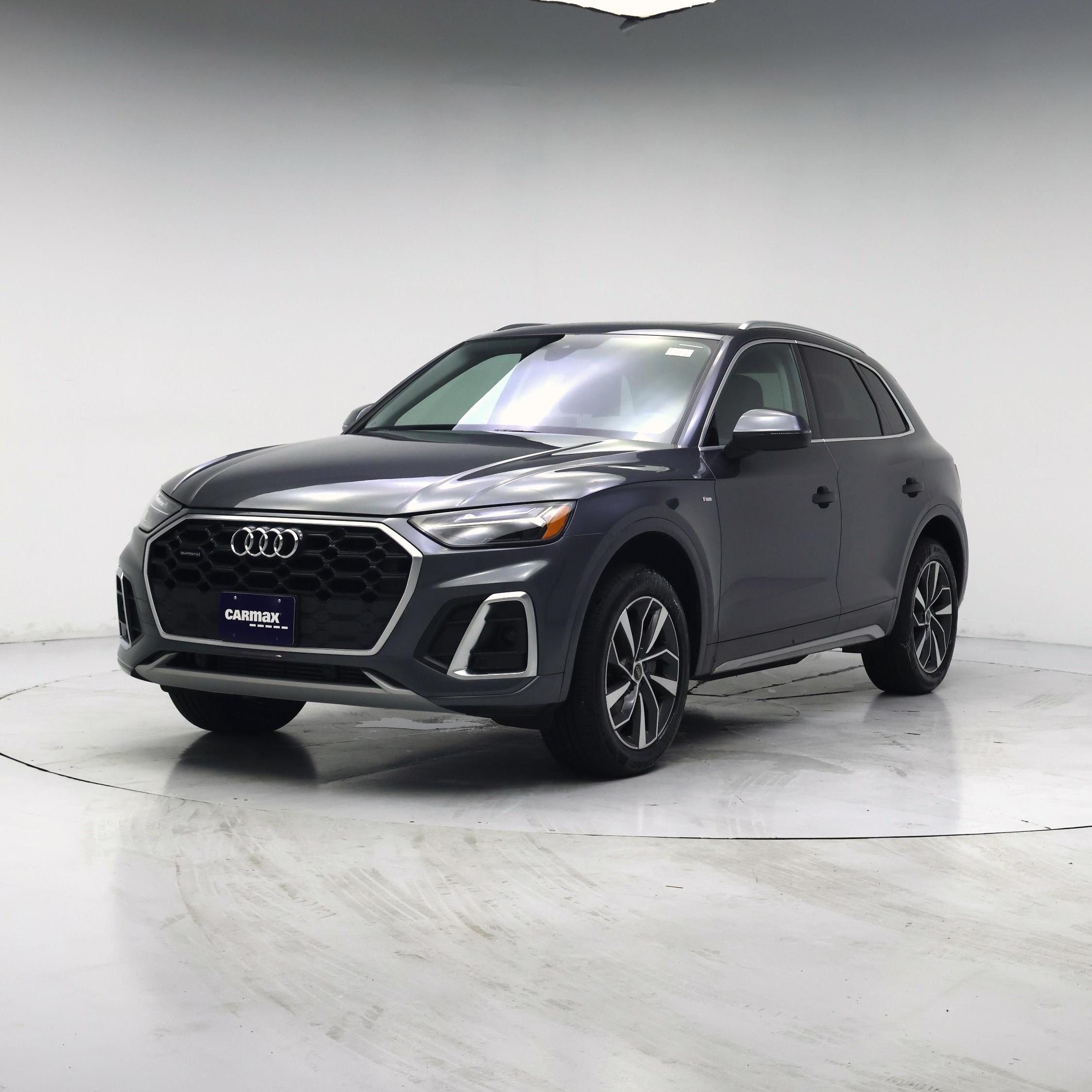 Thumbnail: 2023 Audi Q5 - 4