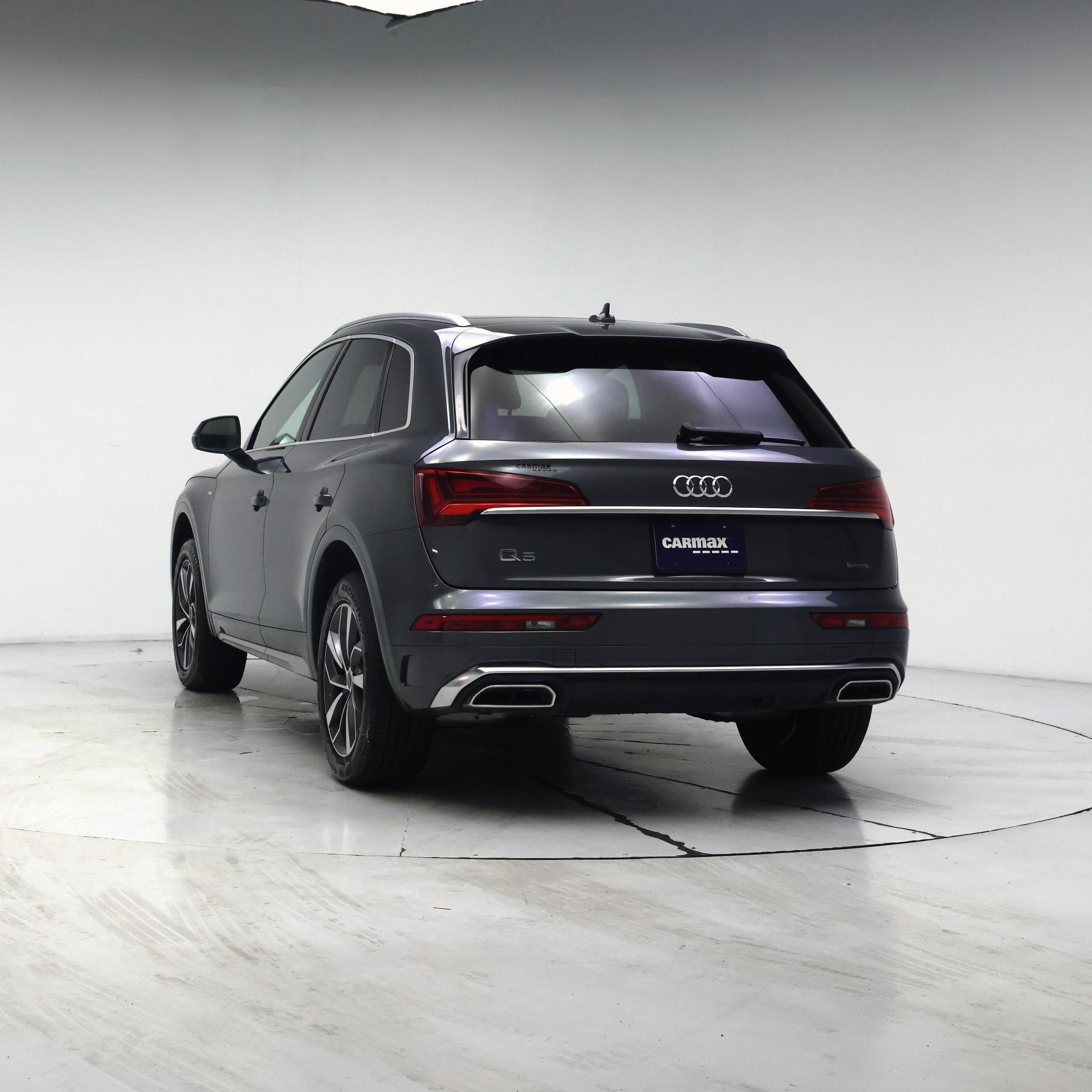 Thumbnail: 2023 Audi Q5 - 6