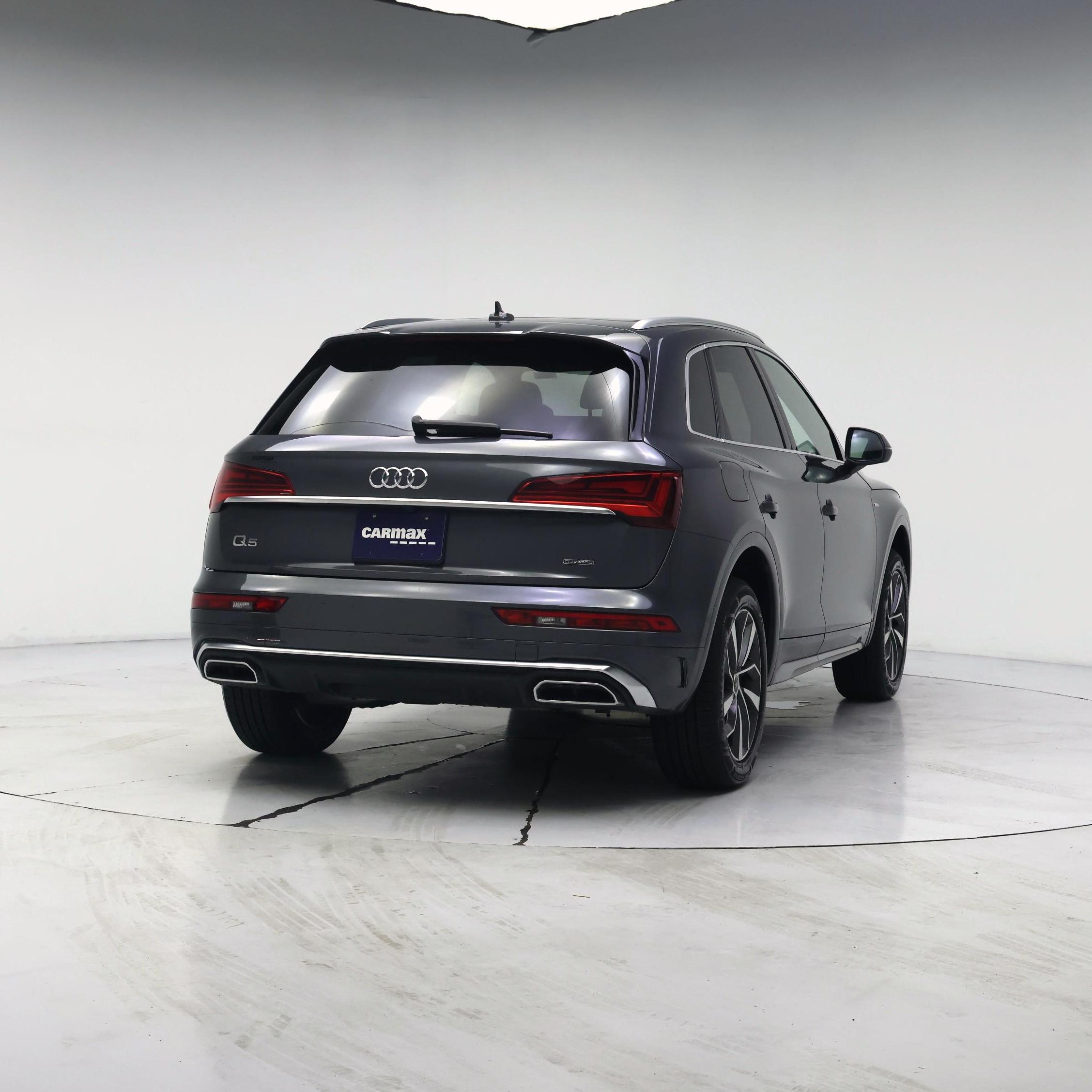 Thumbnail: 2023 Audi Q5 - 8