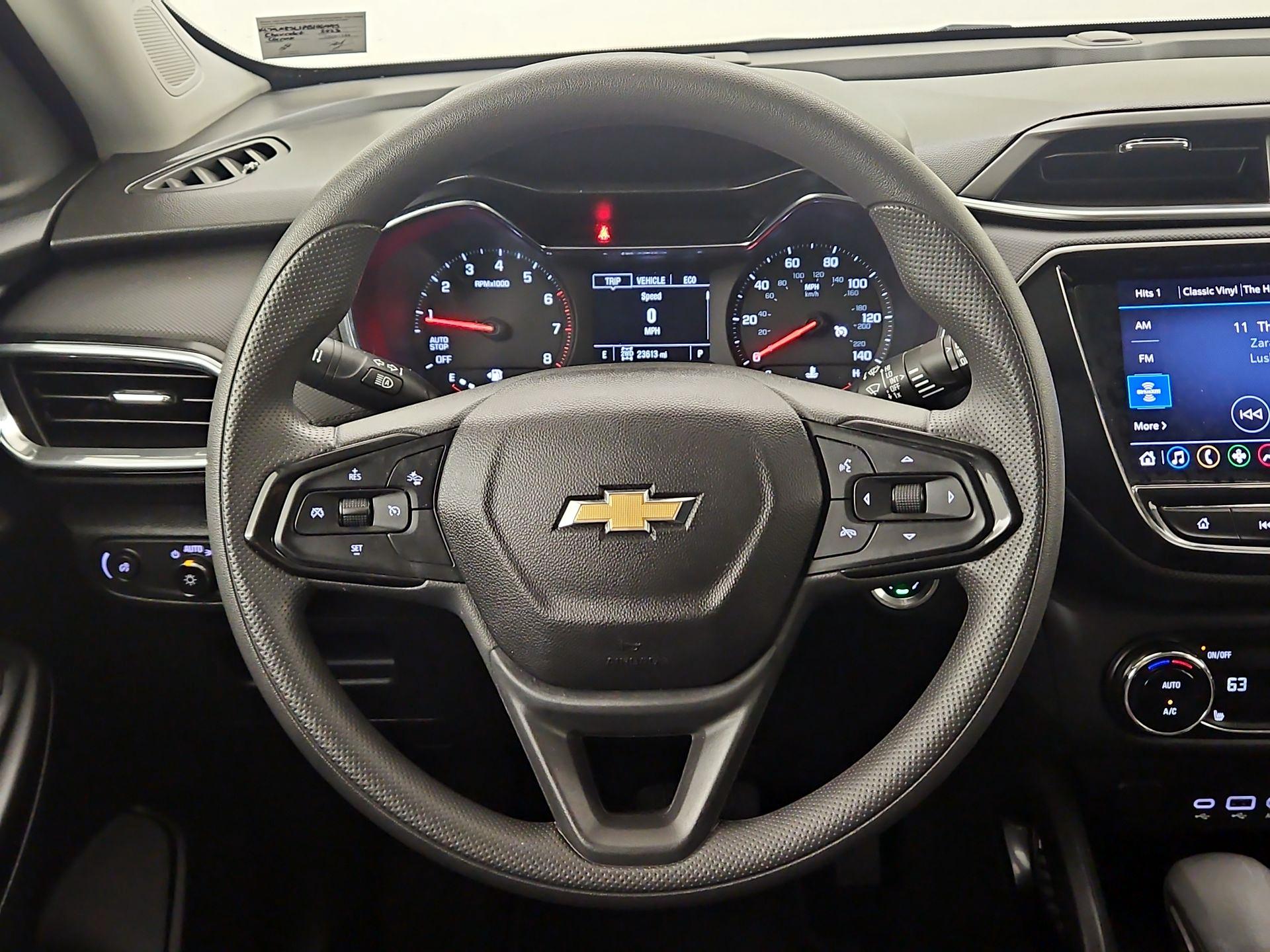 Thumbnail: 2023 Chevrolet TrailBlazer - 10