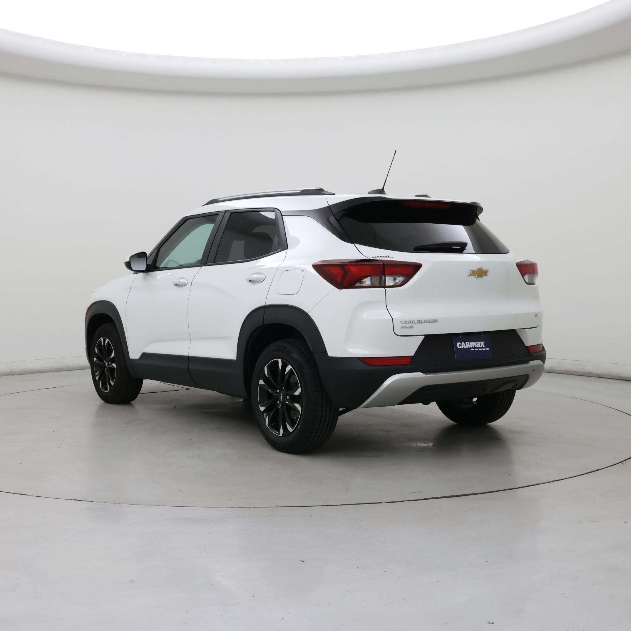 Thumbnail: 2023 Chevrolet TrailBlazer - 2