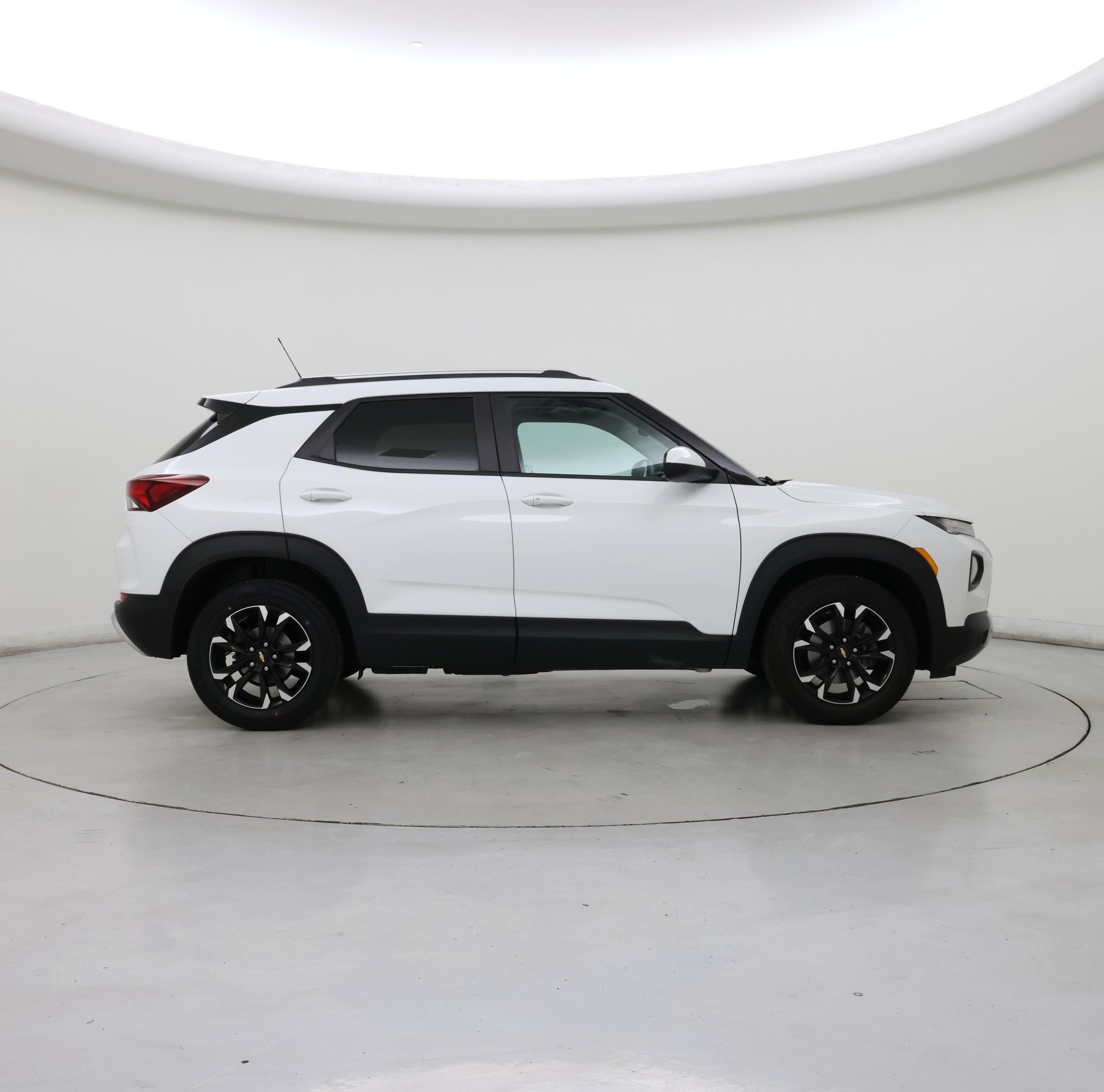 Thumbnail: 2023 Chevrolet TrailBlazer - 7