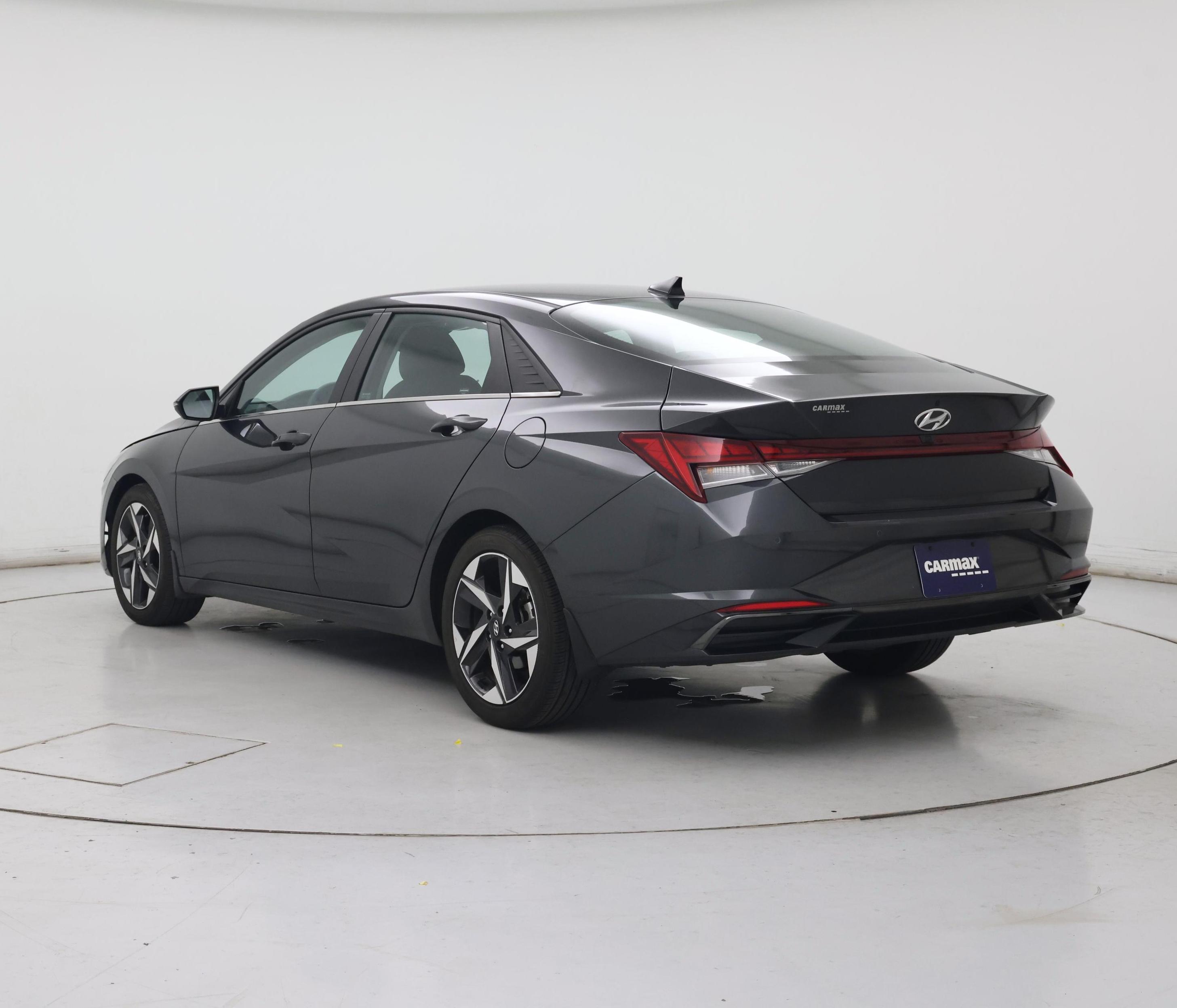 Thumbnail: 2023 Hyundai Elantra - 2