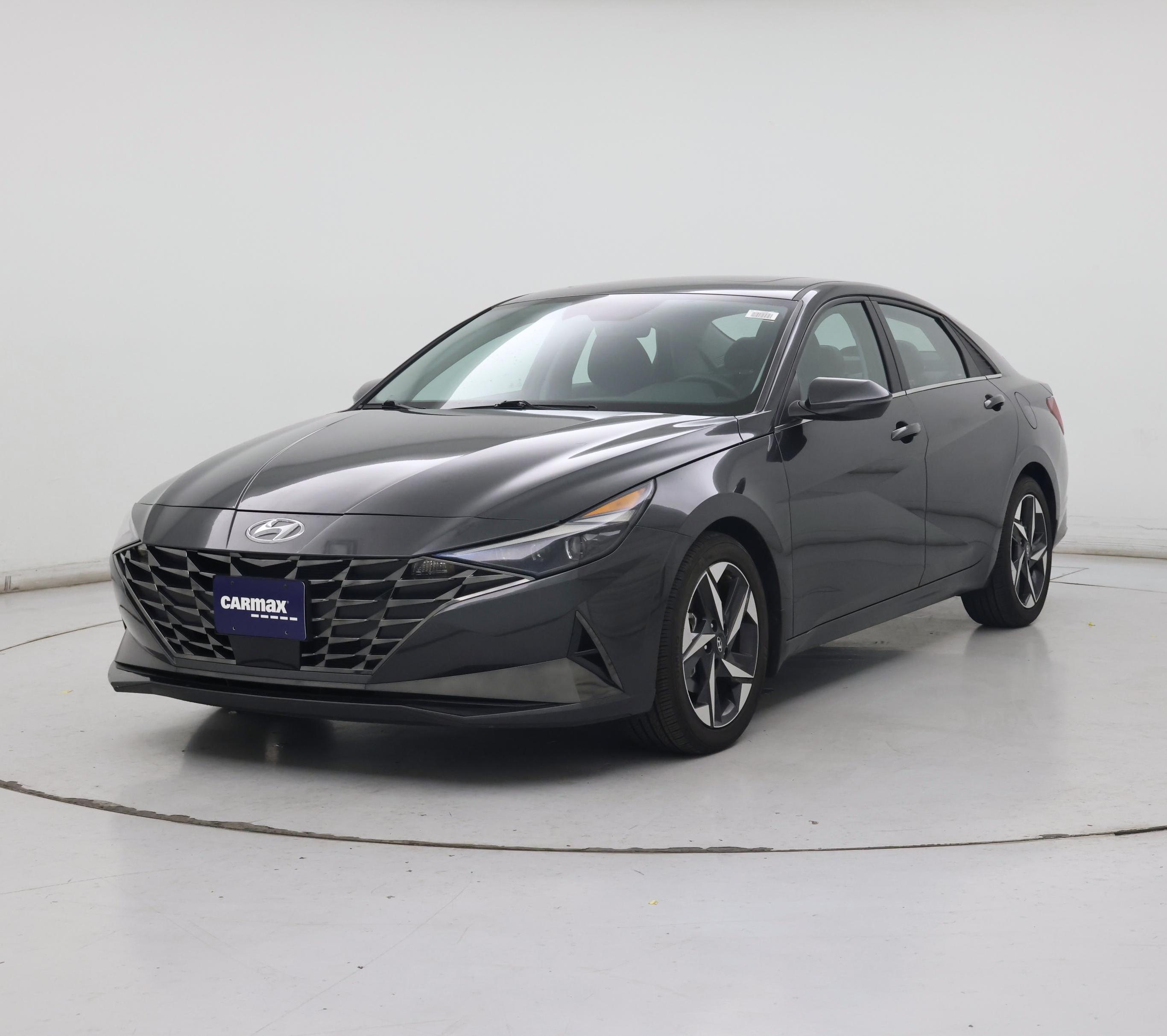 Thumbnail: 2023 Hyundai Elantra - 4