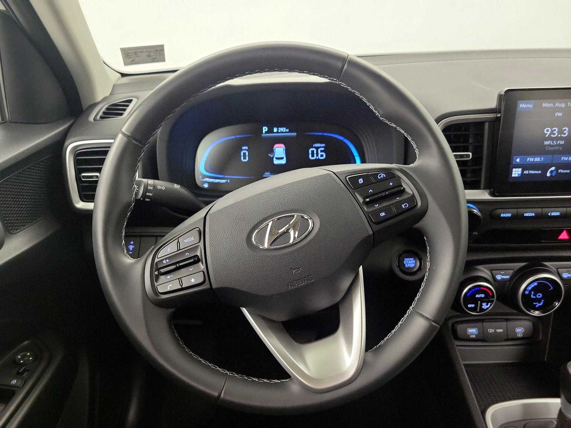 Thumbnail: 2025 Hyundai Venue - 10