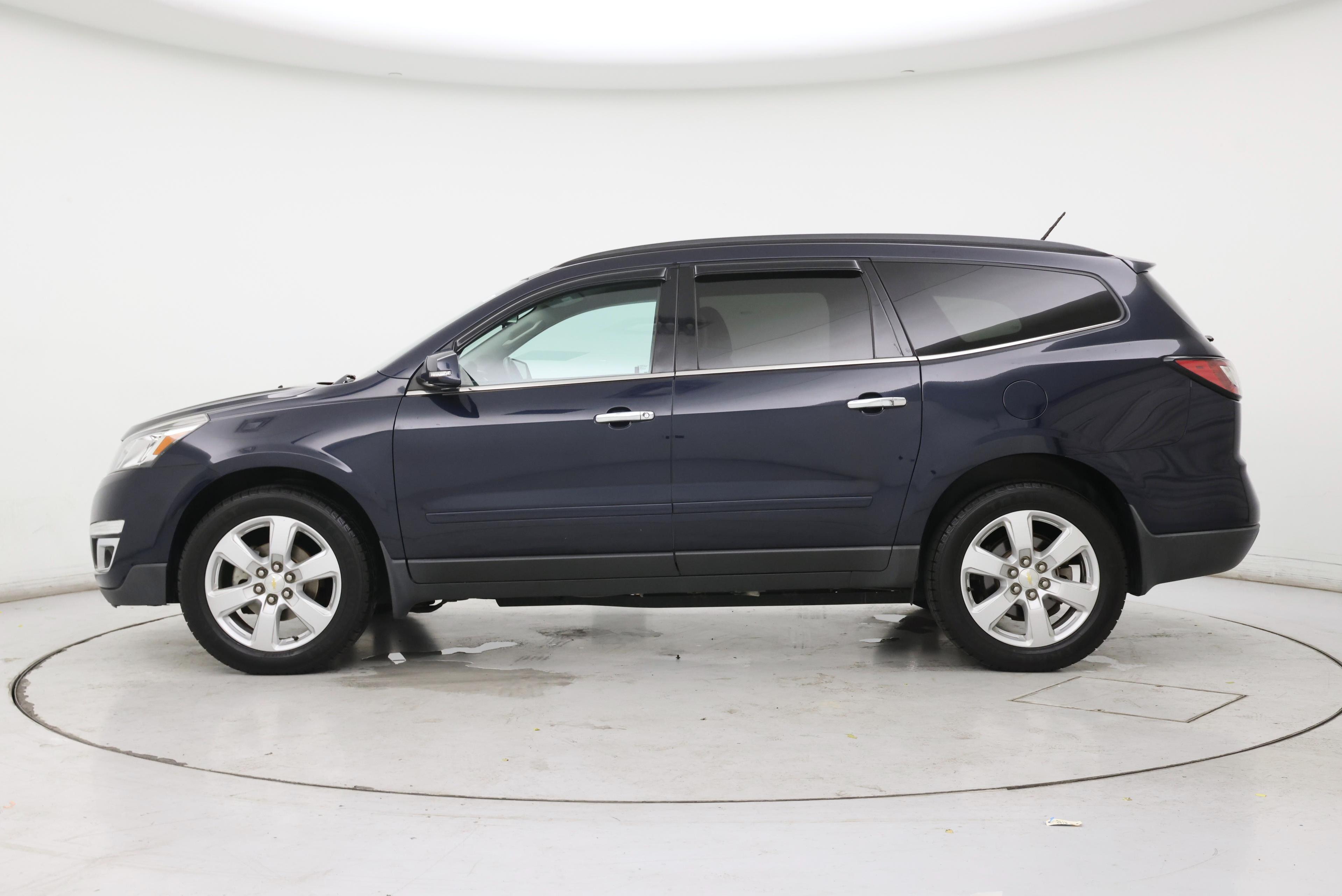 Thumbnail: 2016 Chevrolet Traverse - 3