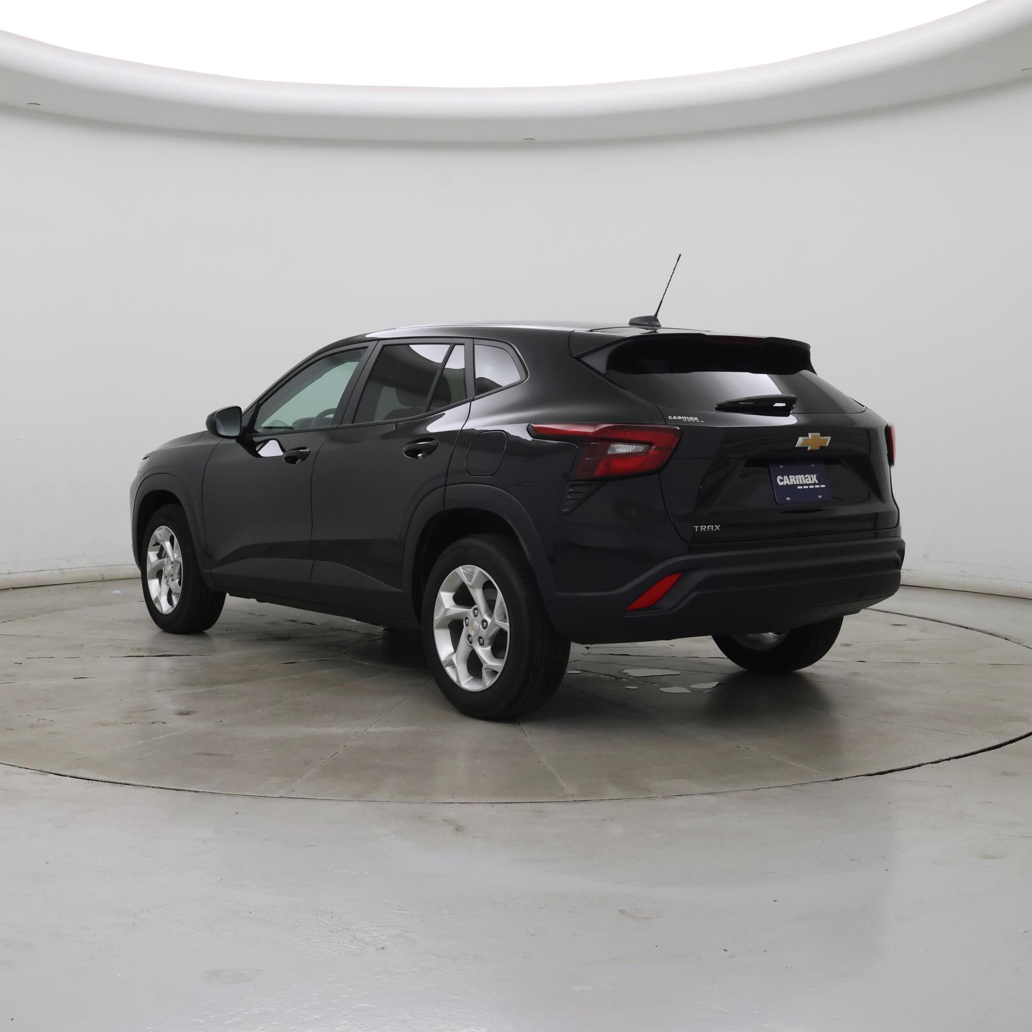 Thumbnail: 2025 Chevrolet Trax - 2