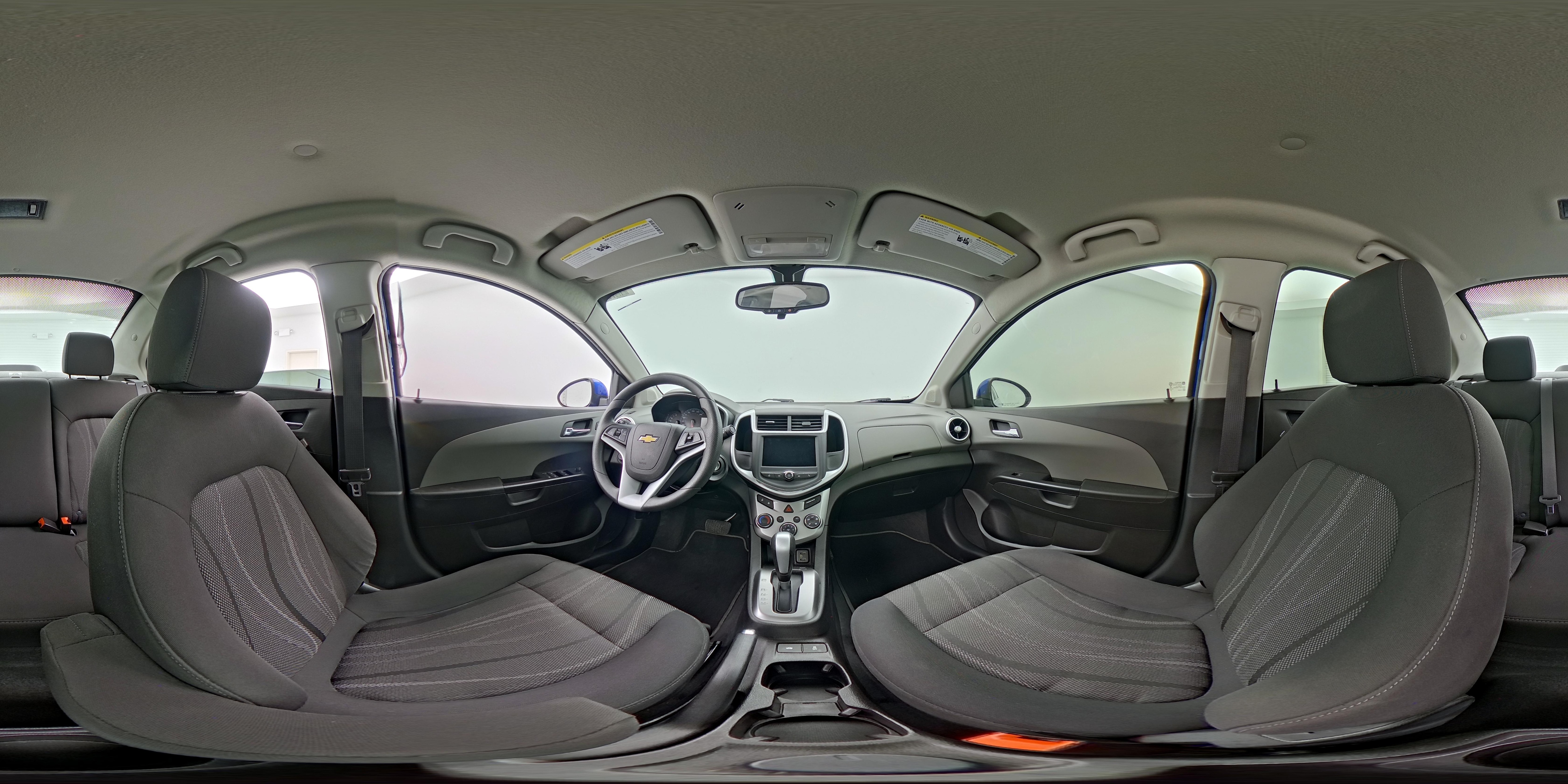 2020 Chevrolet Sonic LT - Photo 24