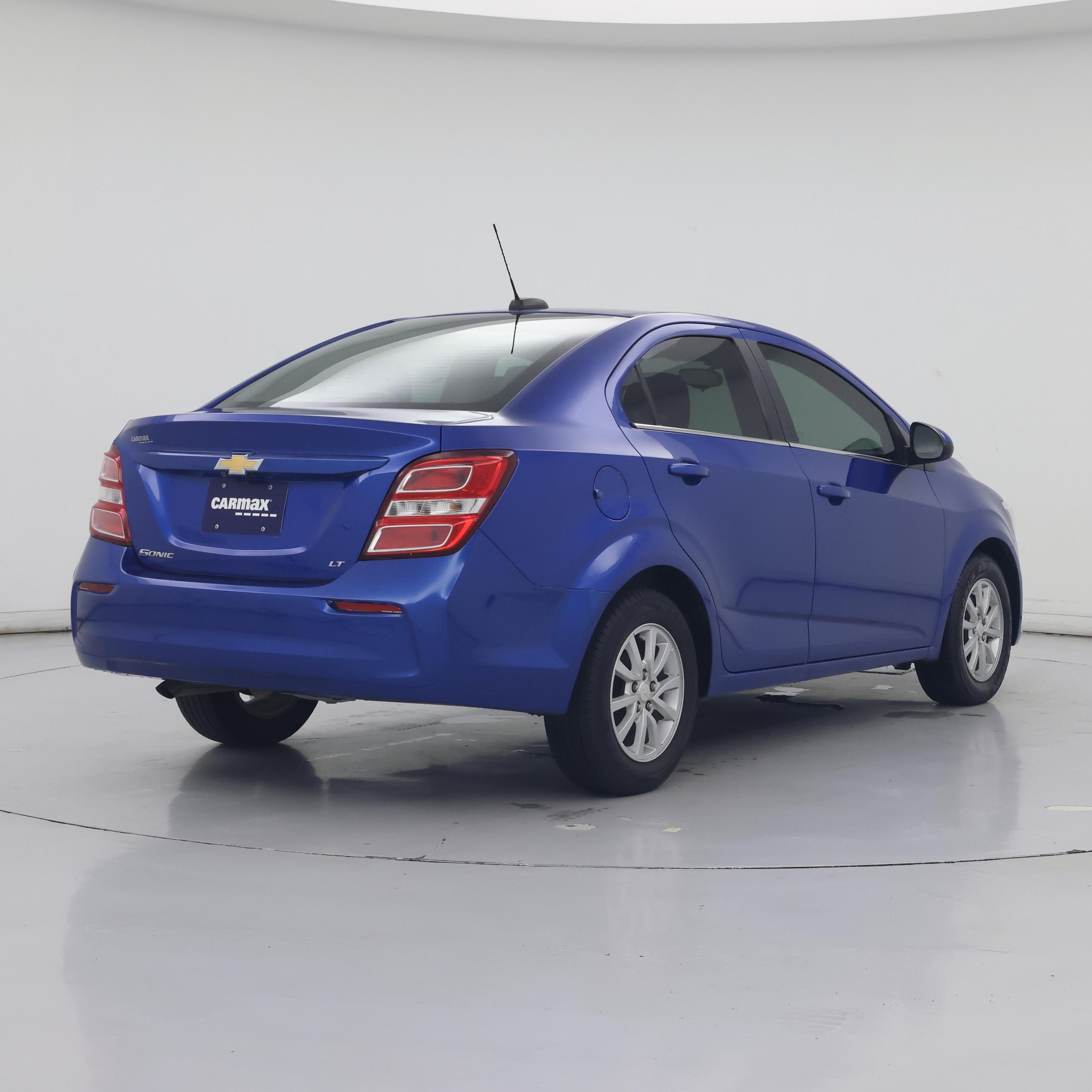 Thumbnail: 2020 Chevrolet Sonic - 8