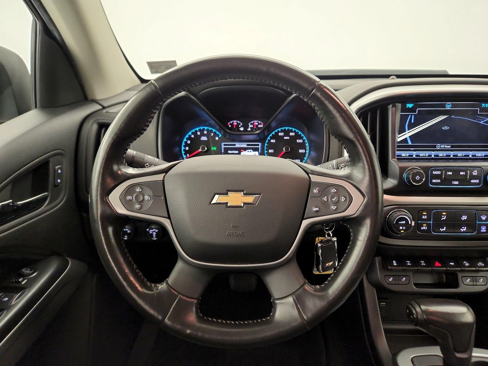 2018 Chevrolet Colorado ZR2 - Photo 11