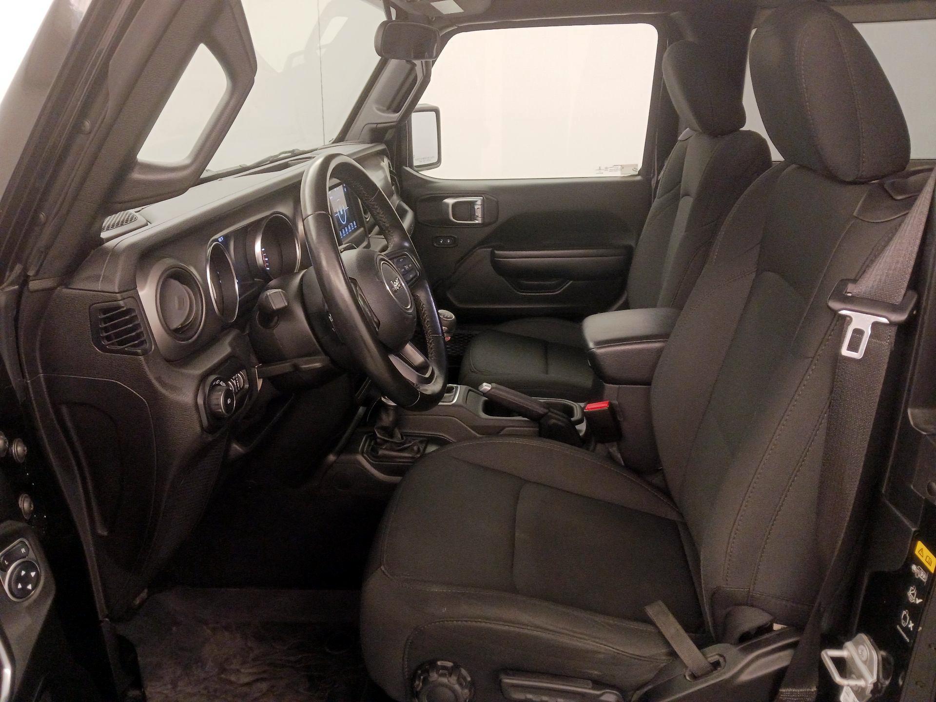 Thumbnail: 2021 Jeep Wrangler - 11