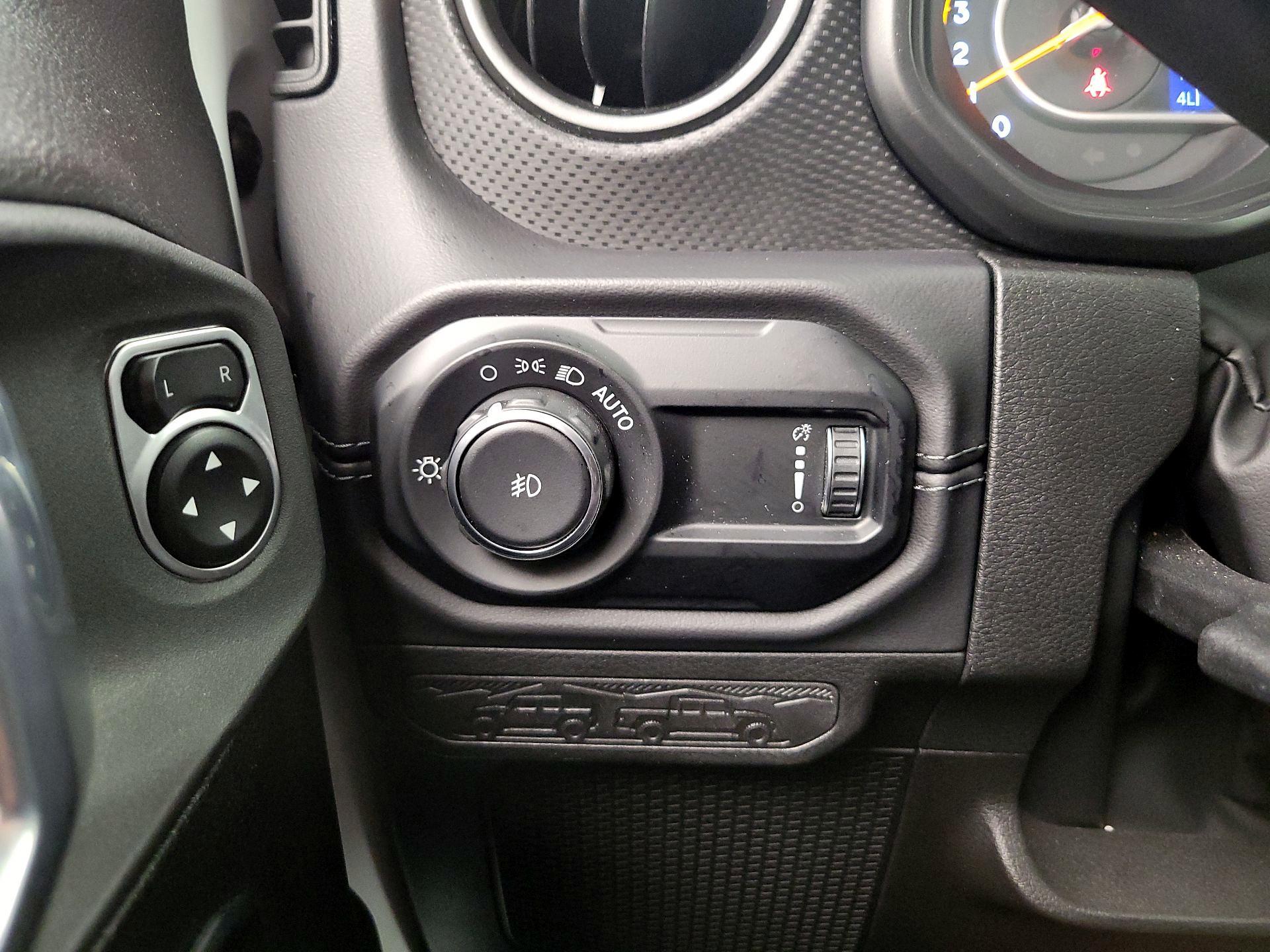 Thumbnail: 2025 Jeep Wrangler - 13
