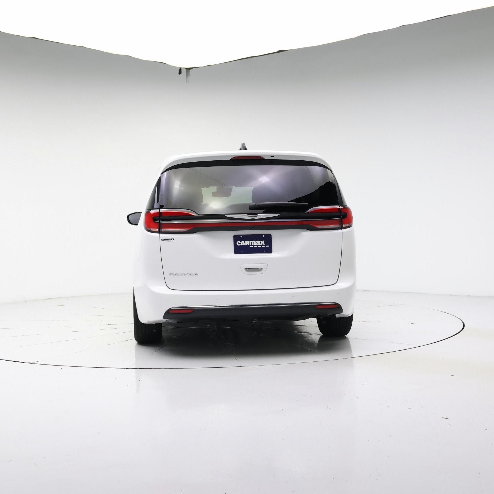 Thumbnail: 2024 Chrysler Pacifica - 6