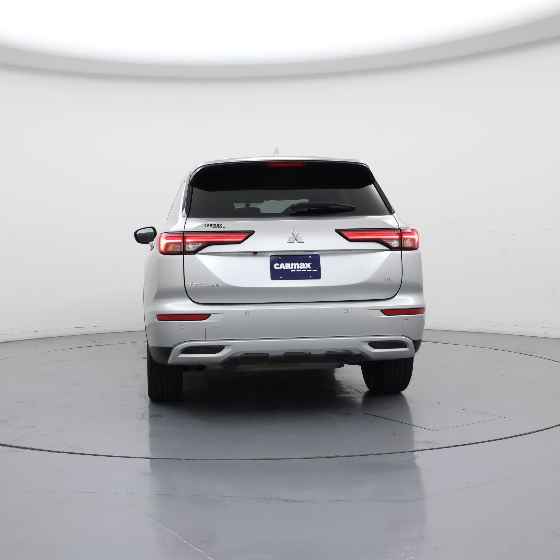Thumbnail: 2024 Mitsubishi Outlander - 6